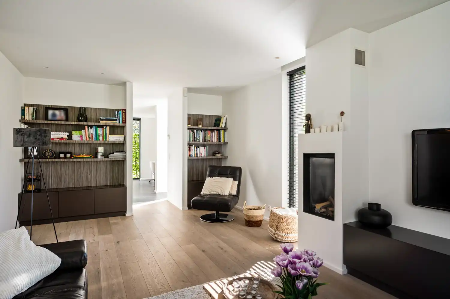 Energiezuinige villa met zwembad, wellness en praktijkruimte op een perceel van 998 m² te Putte foto 8