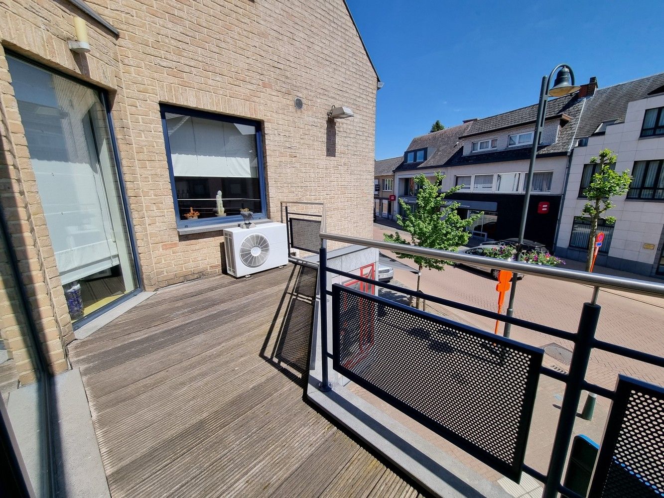 Uitstekend gelegen appartement met 3 slpks in het centrum van Zonhoven foto 11
