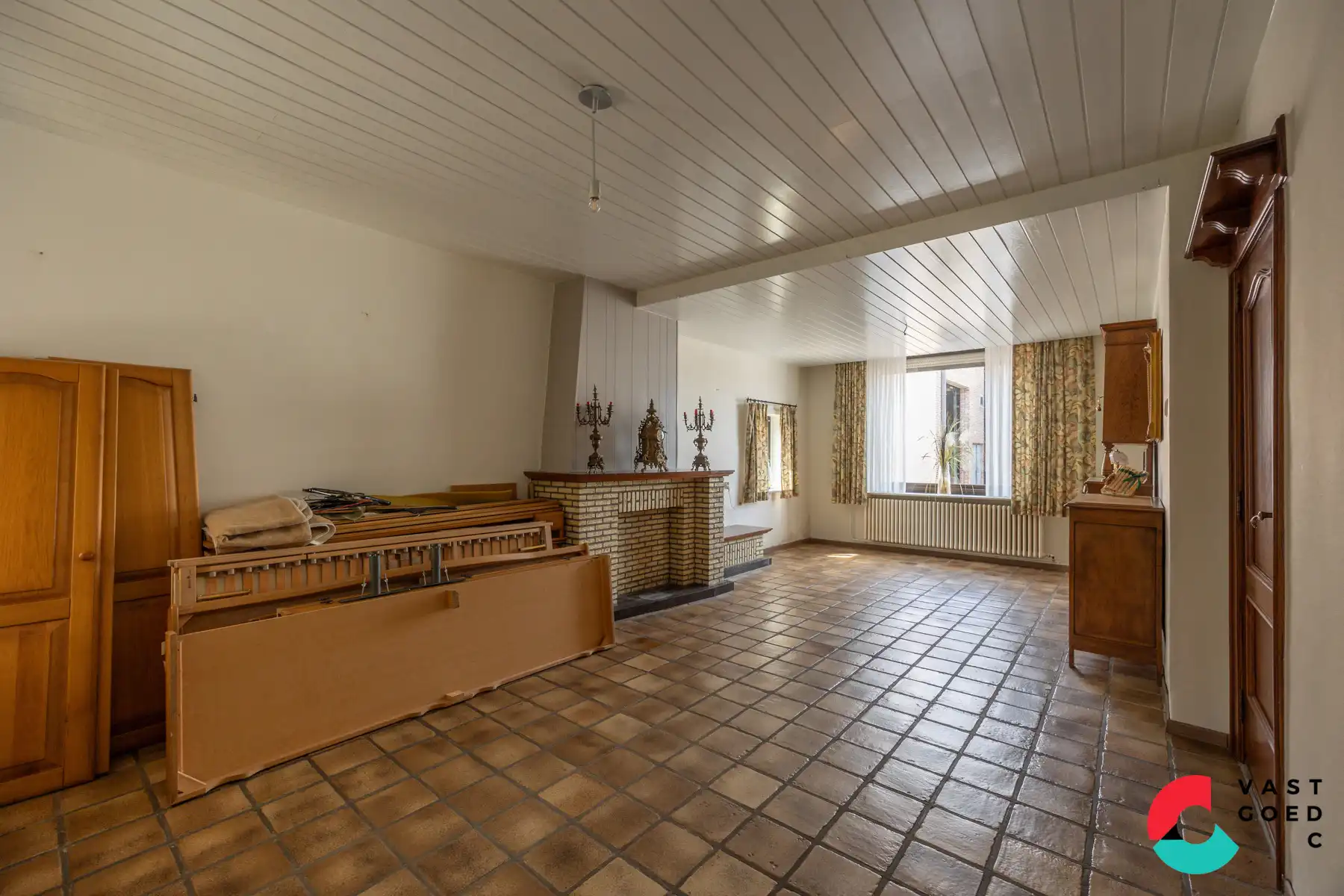 Te renoveren gezinswoning in het centrum van Hamont-Achel foto 7