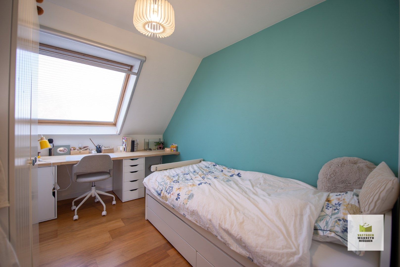 Recente instapklare woning met 3 slpk op perceel van 687m2 in centrum Sint-Jan (Wingene) foto 13