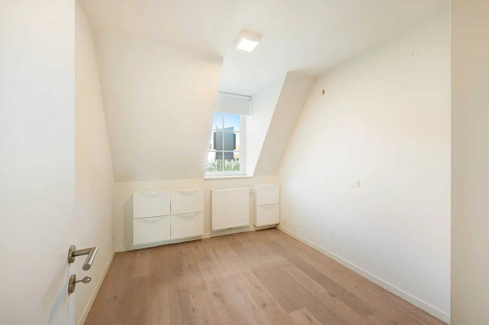 Recent appartement met zuidgericht leefterras. foto 17