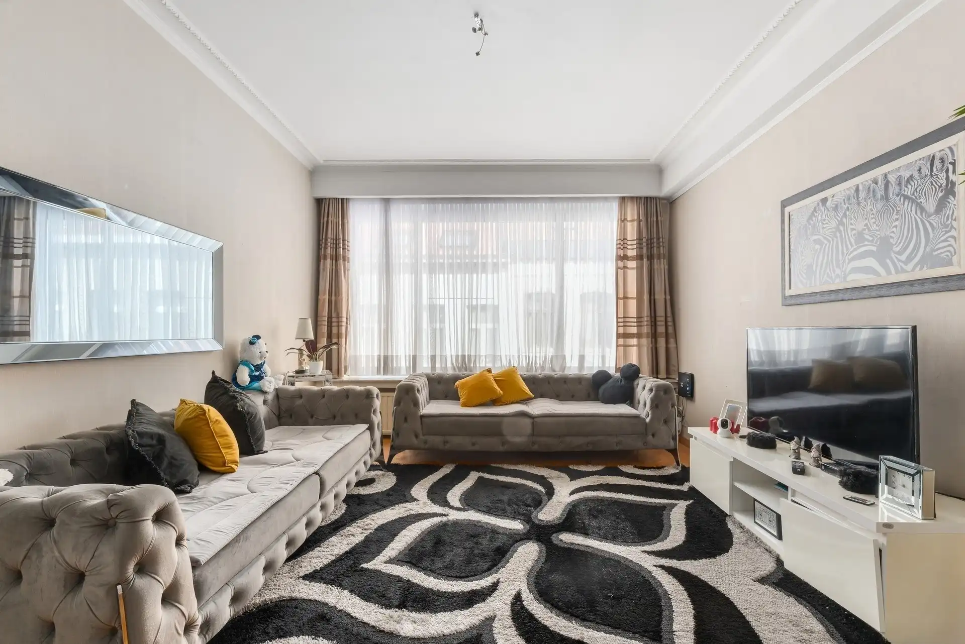 Appartement centraal gelegen met ondergrondse staanplaats foto 4