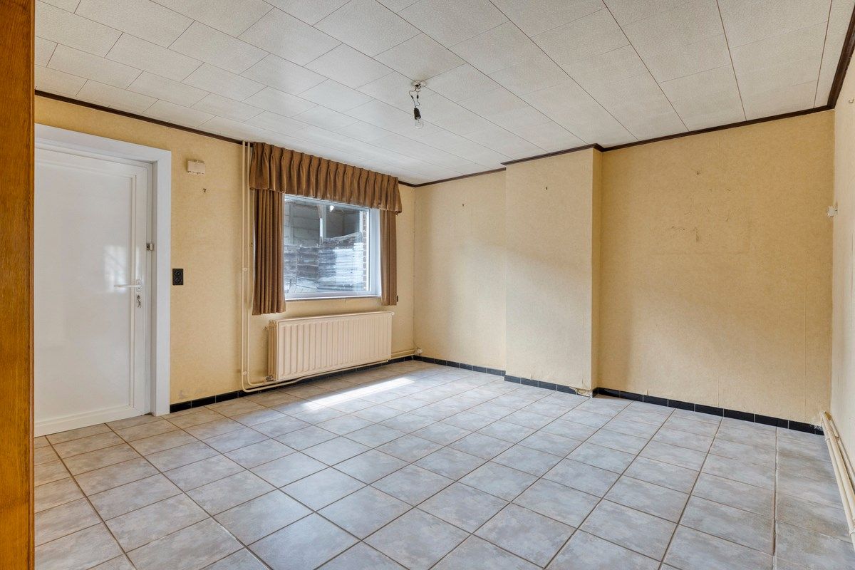 Woning met stallingen op perceel van 15 are of projectgrond foto 4