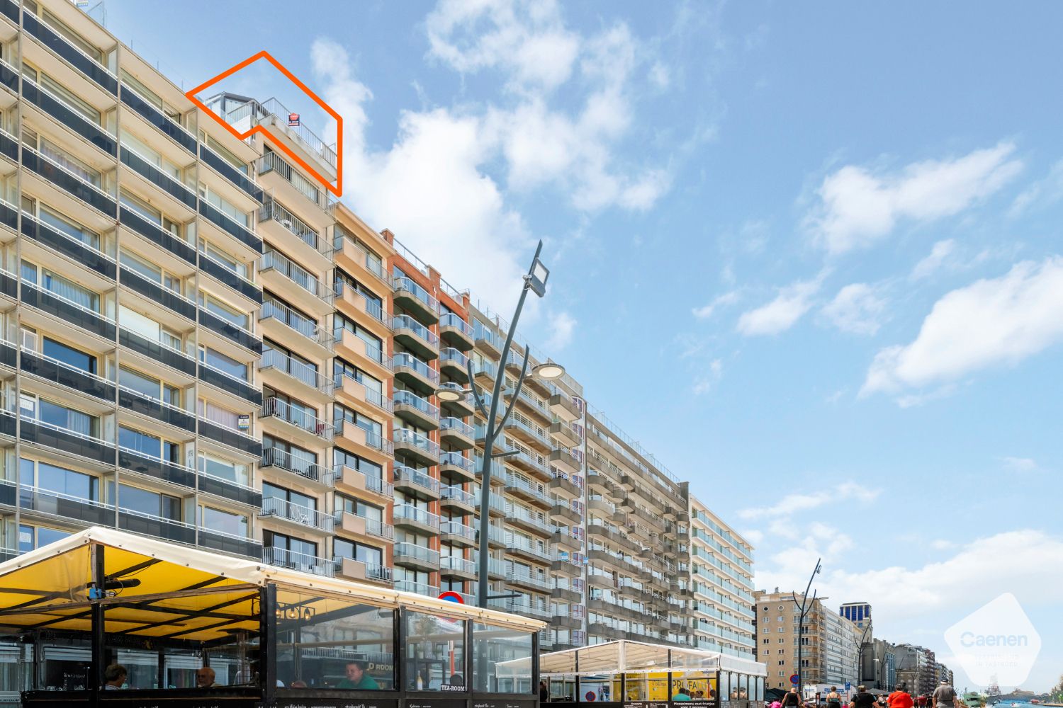 Instapklare gemeubelde penthouse met één slaapkamer en met een prachtig zicht over de zee. Met garagebox op het Casinoplein inbegrepen. foto 20