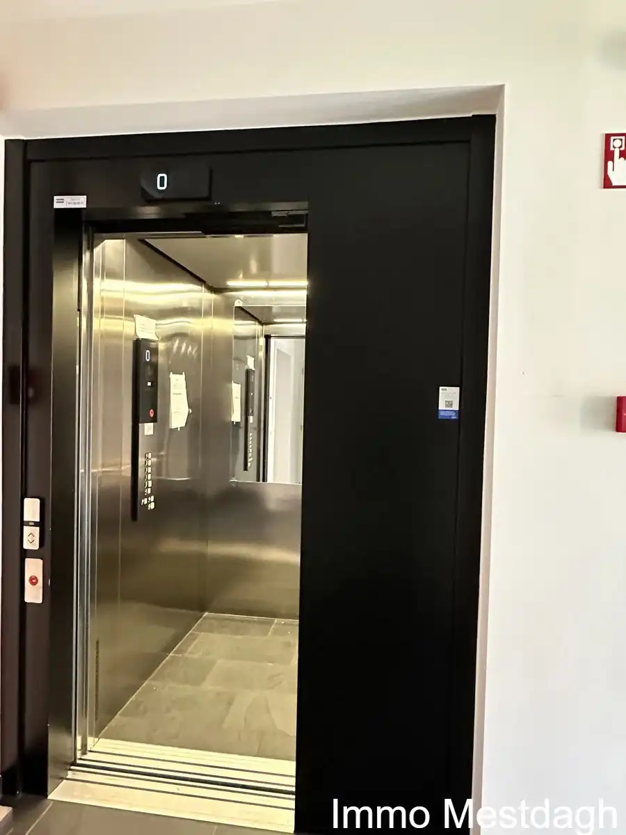 Unieke Penthouse met Panoramisch Uitzicht & Terrassen Rondom foto 6