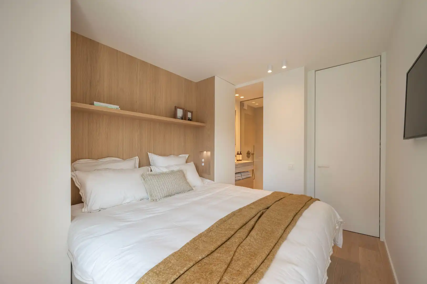 Lichtrijk, gerenoveerd appartement met uitzicht op het Lichttorenplein. foto 22