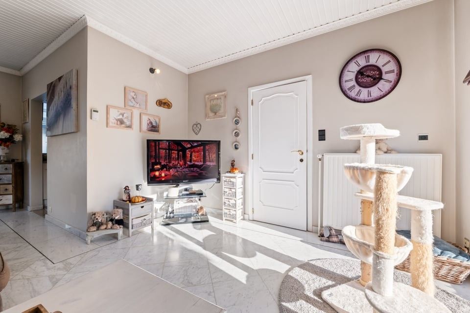 RUIME EN RUSTIG GELEGEN BUNGALOW MET 4 SLKS EN ZWEMBAD OP EEN PRACHTIG PERCEEL VAN 764M² foto 6