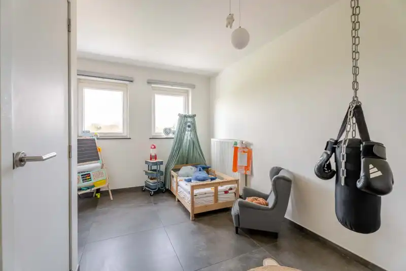 Energiezuinige halfopen woning met 3 slaapkamers. foto 35