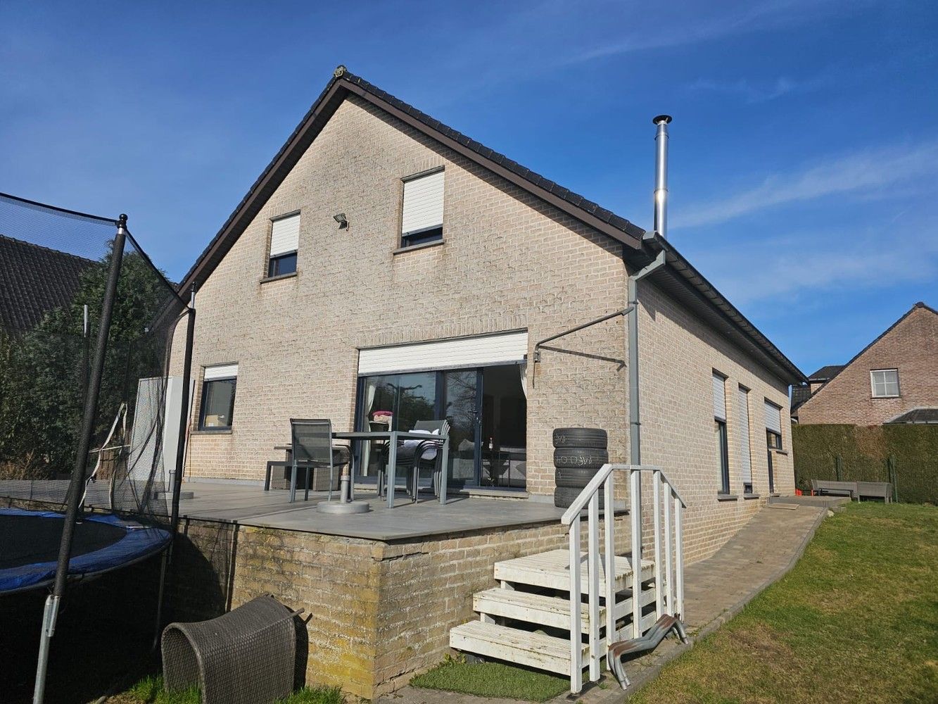 Open bebouwing op rustige locatie foto {{pictureIndex}}