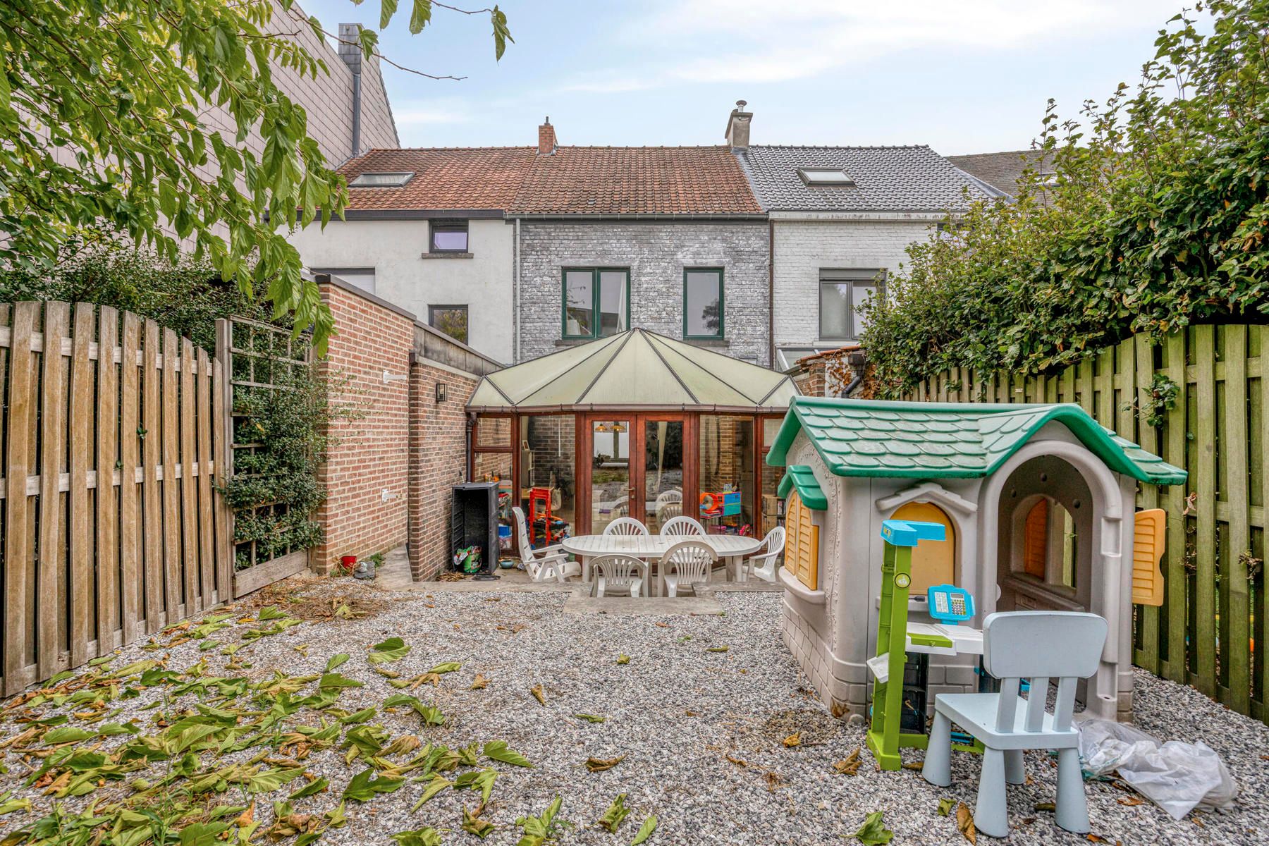 Charmante woning met tuin in centrum Asse foto 19