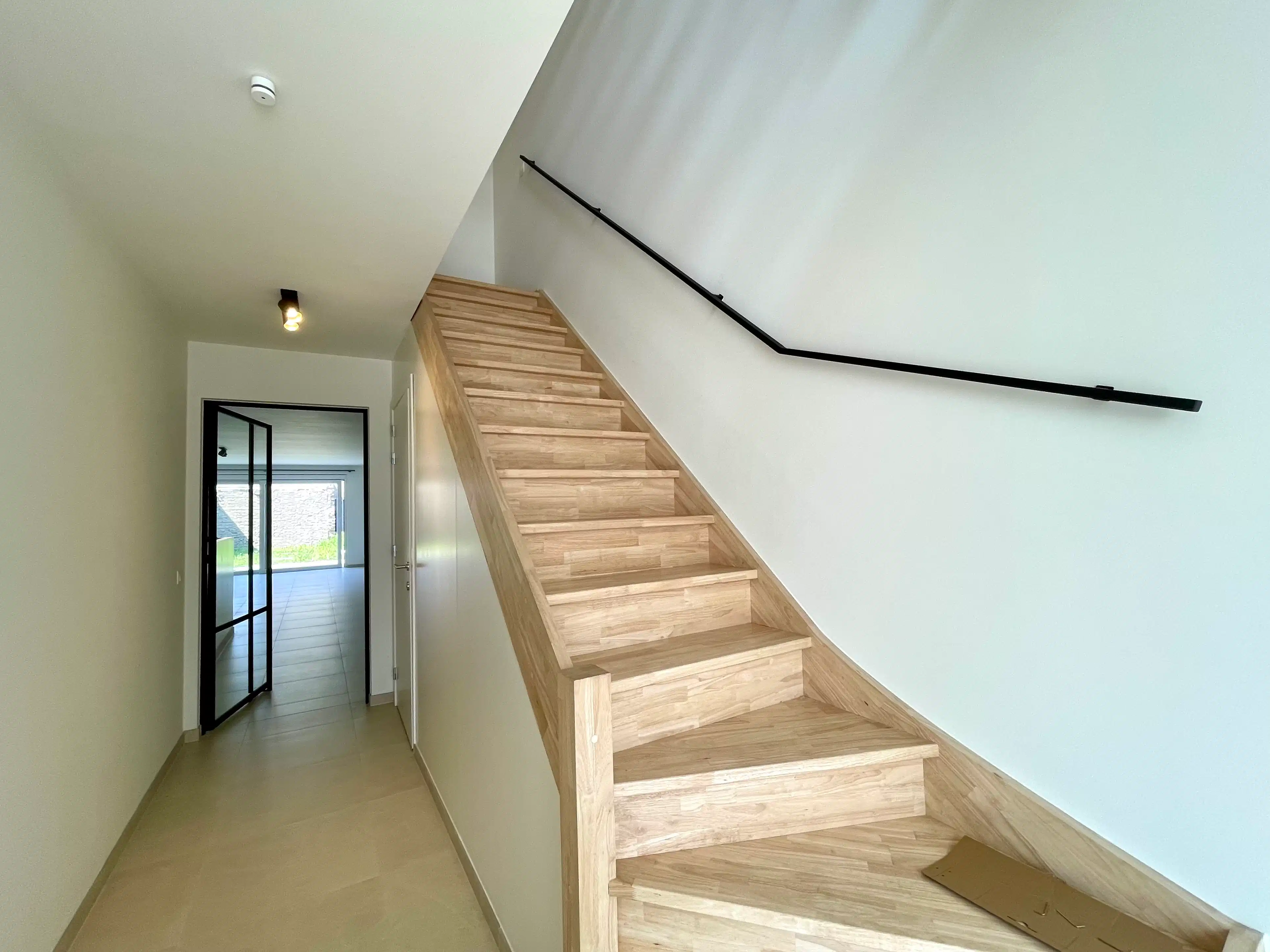 Ruime, energiezuinige nieuwbouwwwoning met 4 slaapkamers foto 3