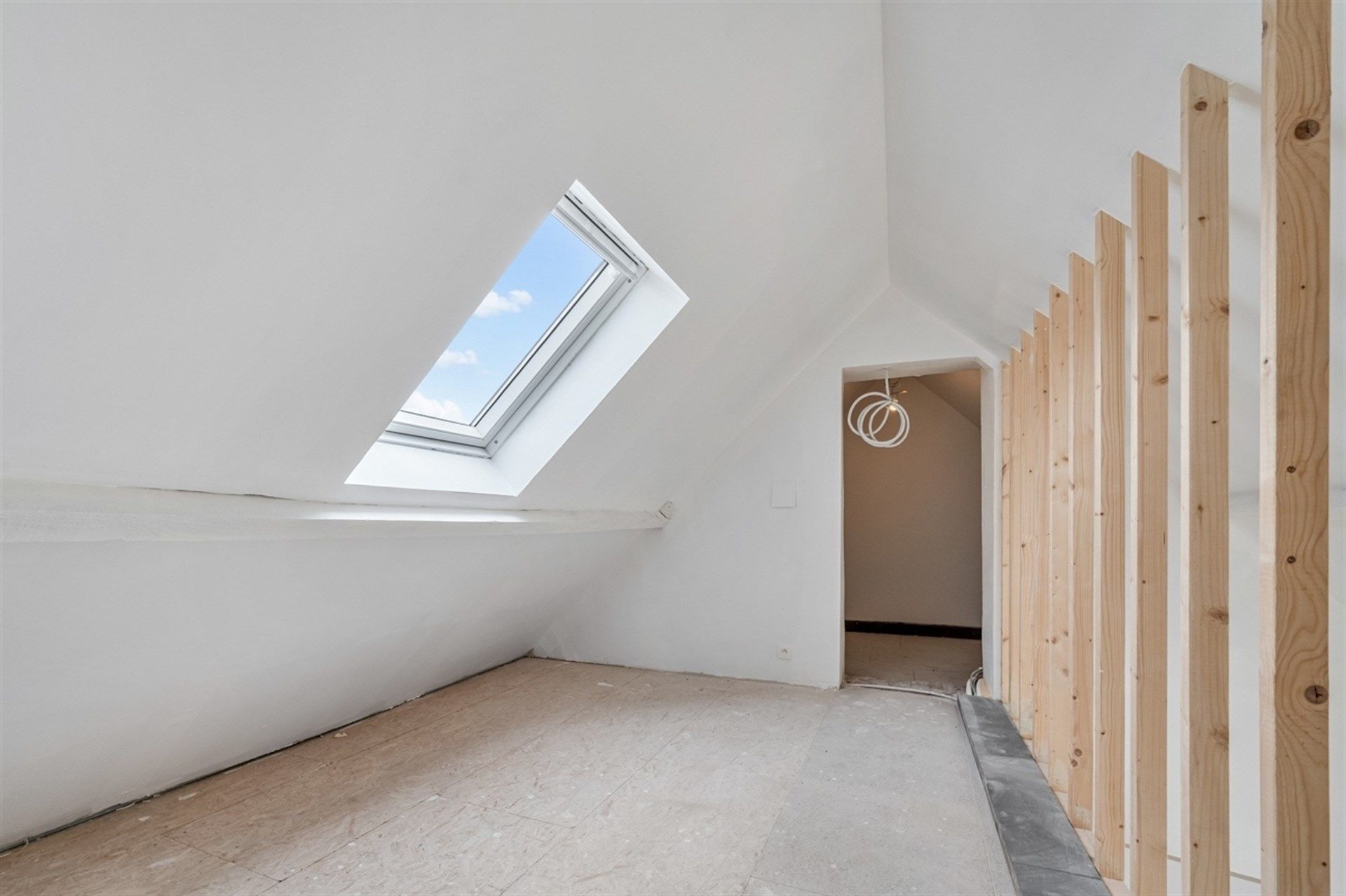 Instapklaar appartement met terras op toplocatie in het centrum foto 7
