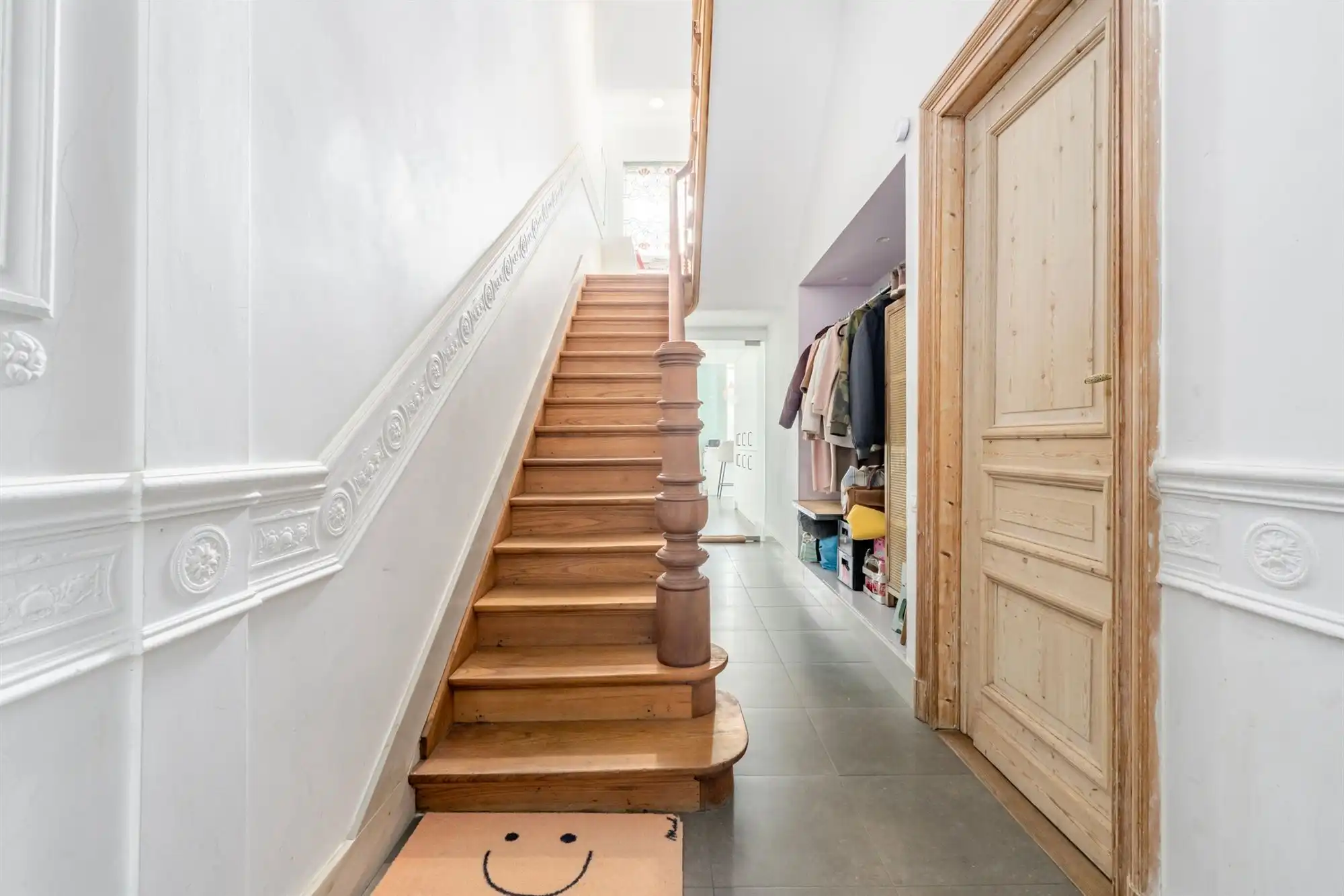 Statige herenwoning met karakter, ruimte en moderne luxe op toplocatie in Oostende foto 15