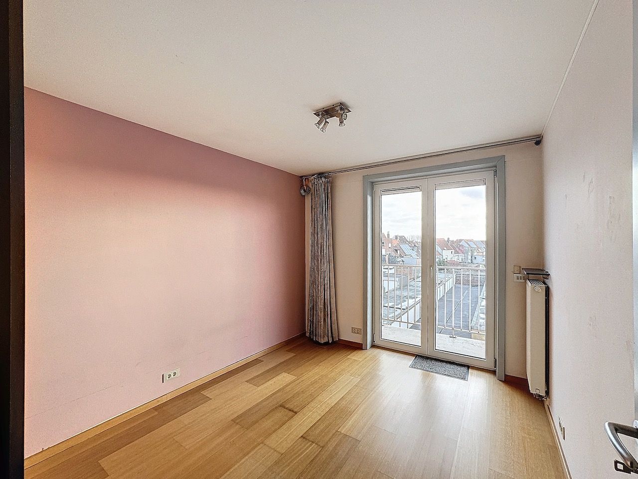 Ruim appartement met uitgestrekt zicht, gelegen aan de Knokkestraat foto 19