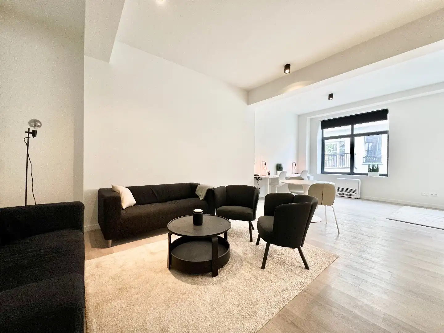 Een STUDIO van ca. 58m² met uitzonderlijke plafondhoogte van 3 meter foto 5