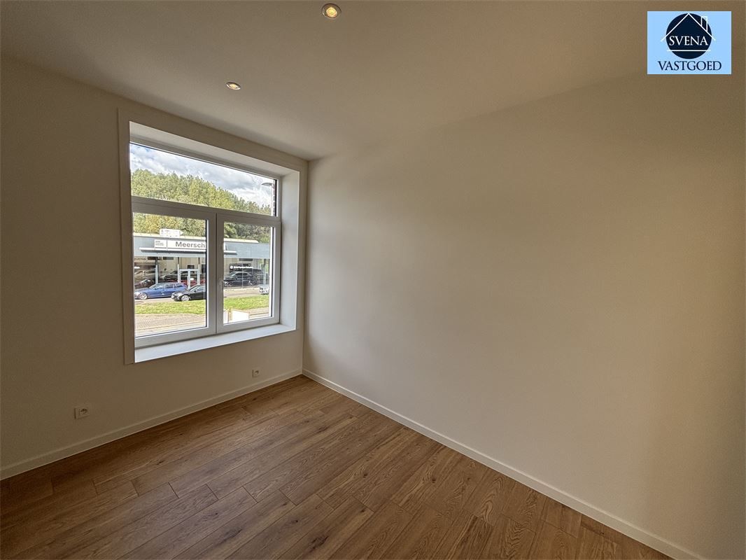 ENERGIEZUINIGE GERENOVEERDE WONING foto 10
