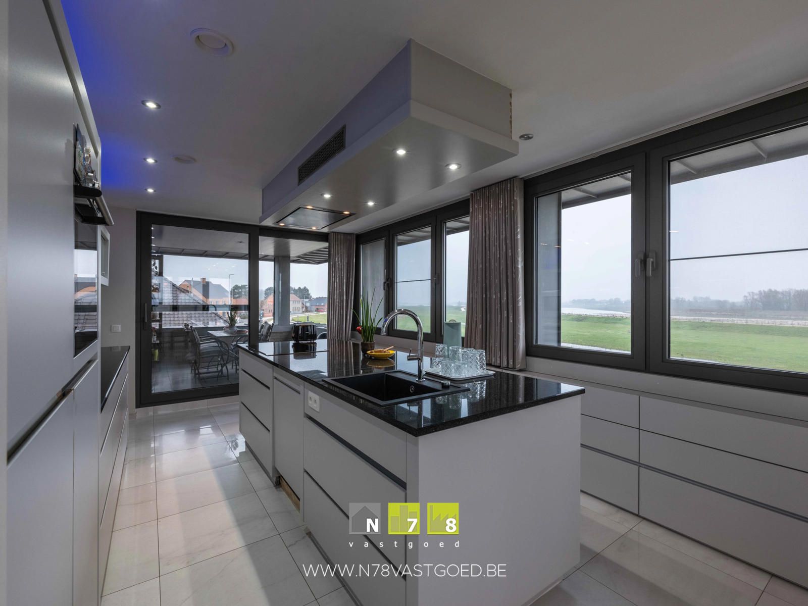 Appartement te huur foto 11