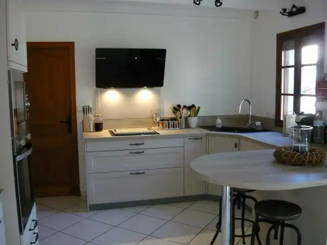 Instapklare villa op mooi perceel grond foto 7