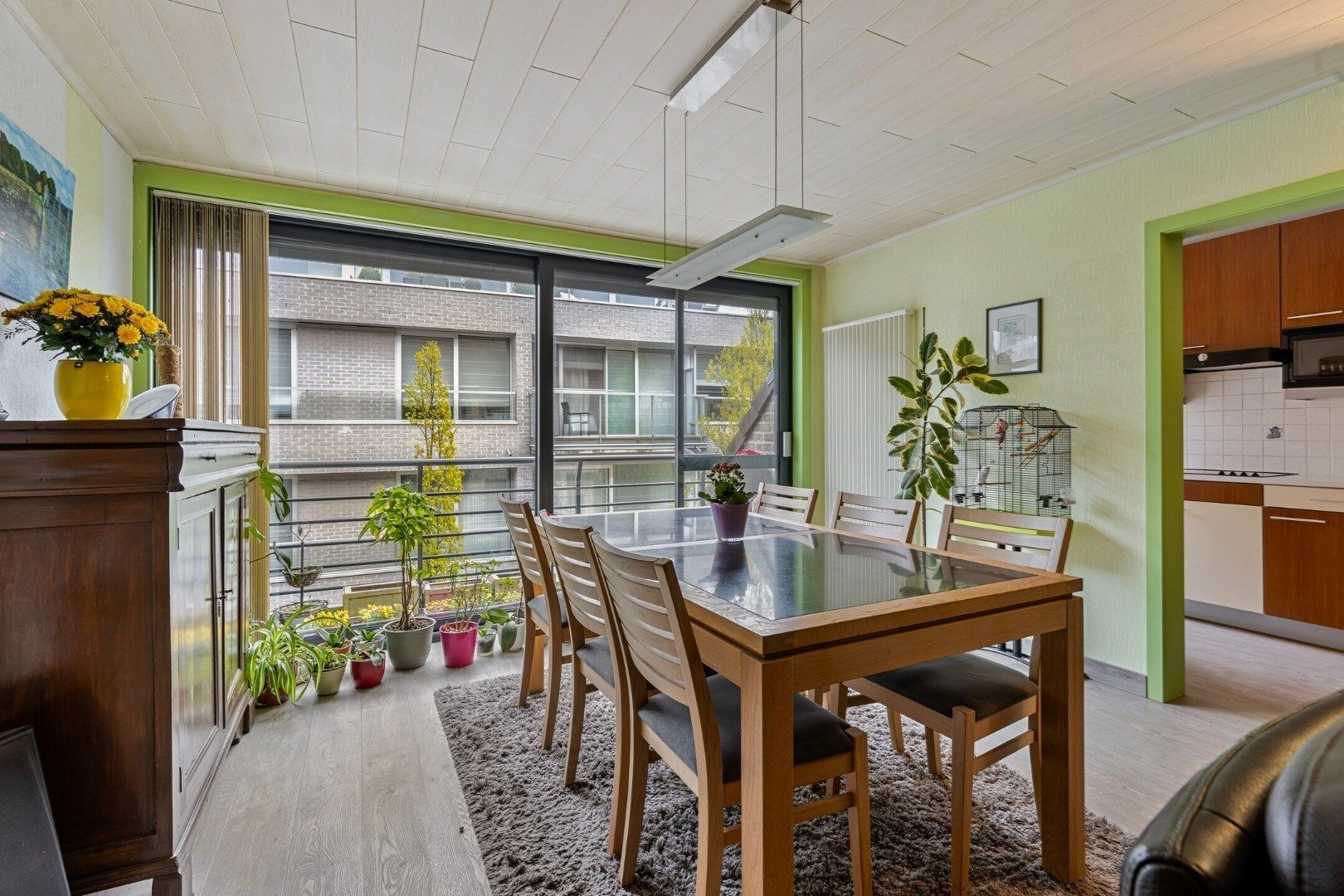 Mooi 2-slaapkamerappartement met garage in het centrum van Deerlijk! foto 6