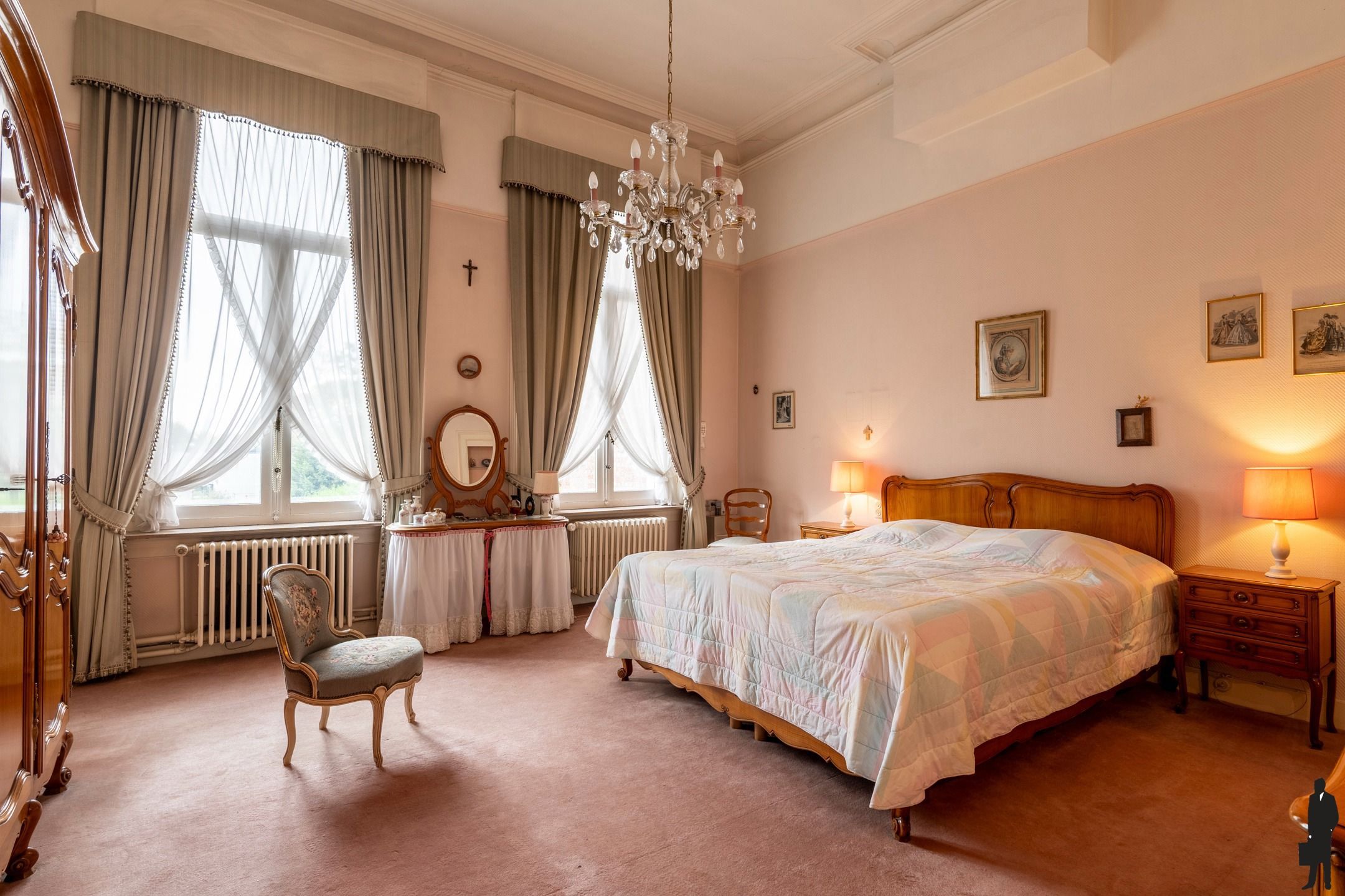 Uniek herenhuis in eclectische stijl in hartje Turnhout foto 15