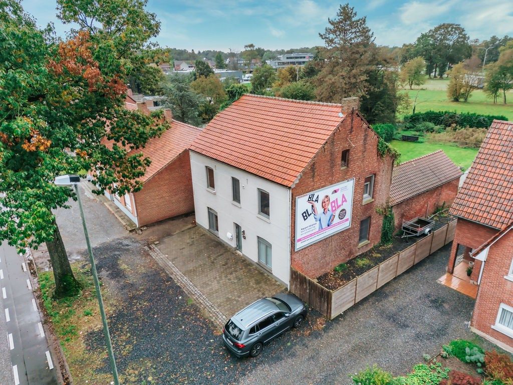 Vrijstaande woning op een ruim perceel van 1170 m² foto 27