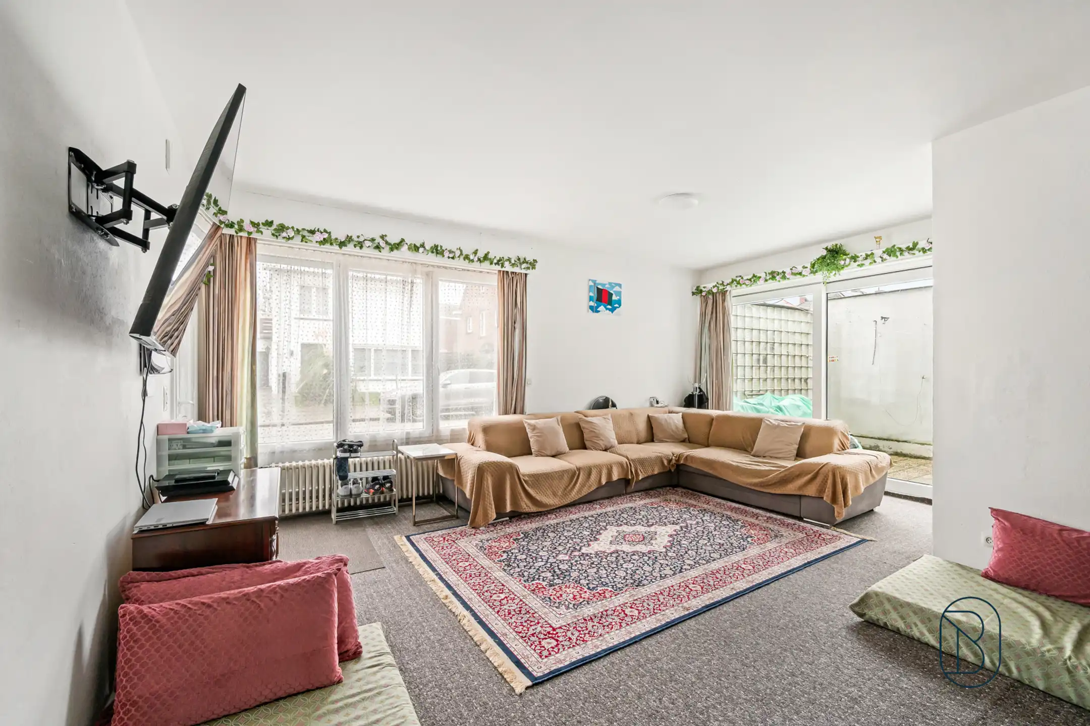 Topgelegen opbrengsteigendom: 3 appartementen en 3 garages foto 20