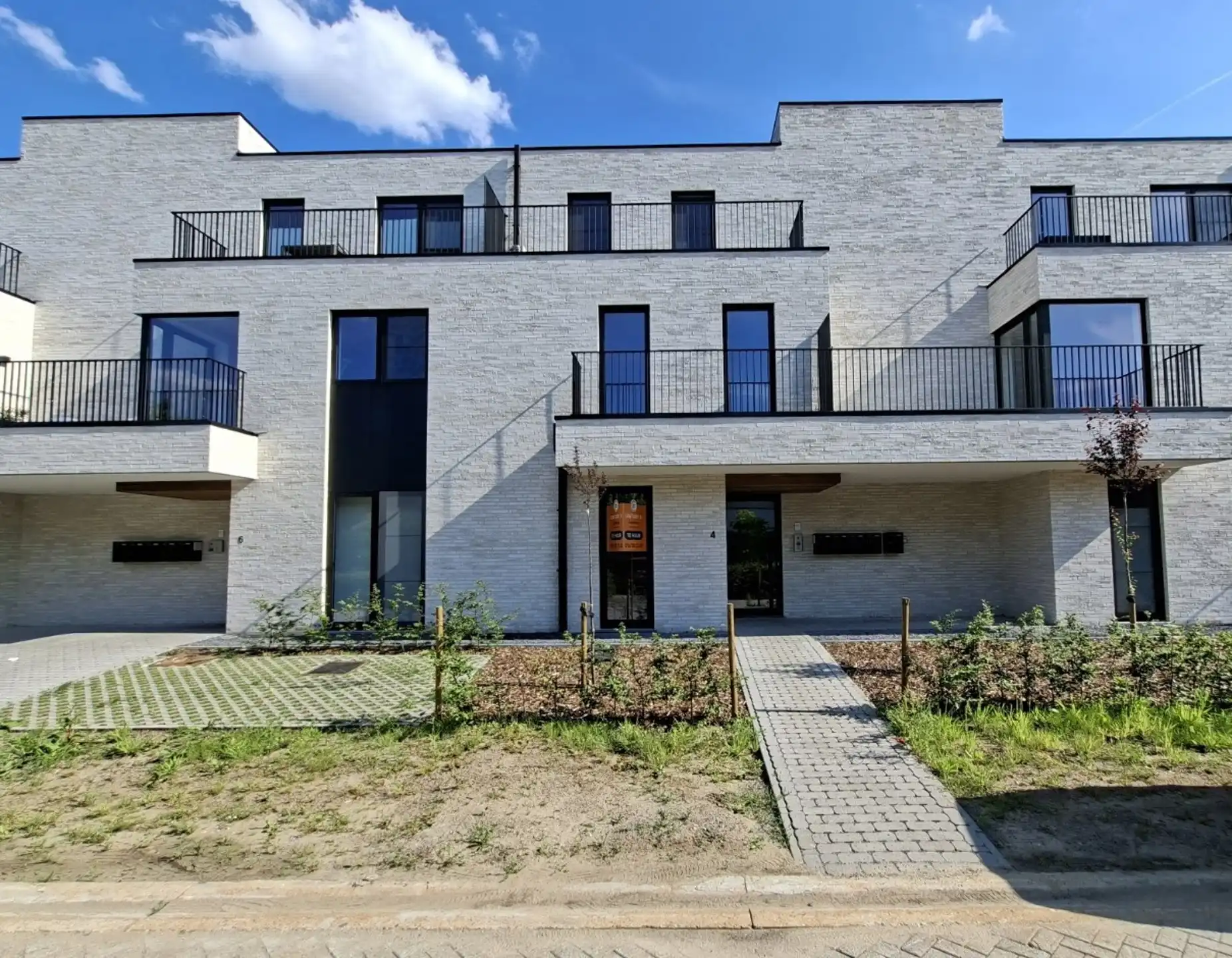 BEN-appartement met 1 slaapkamer, tuin & garage in Tremelo foto {{pictureIndex}}