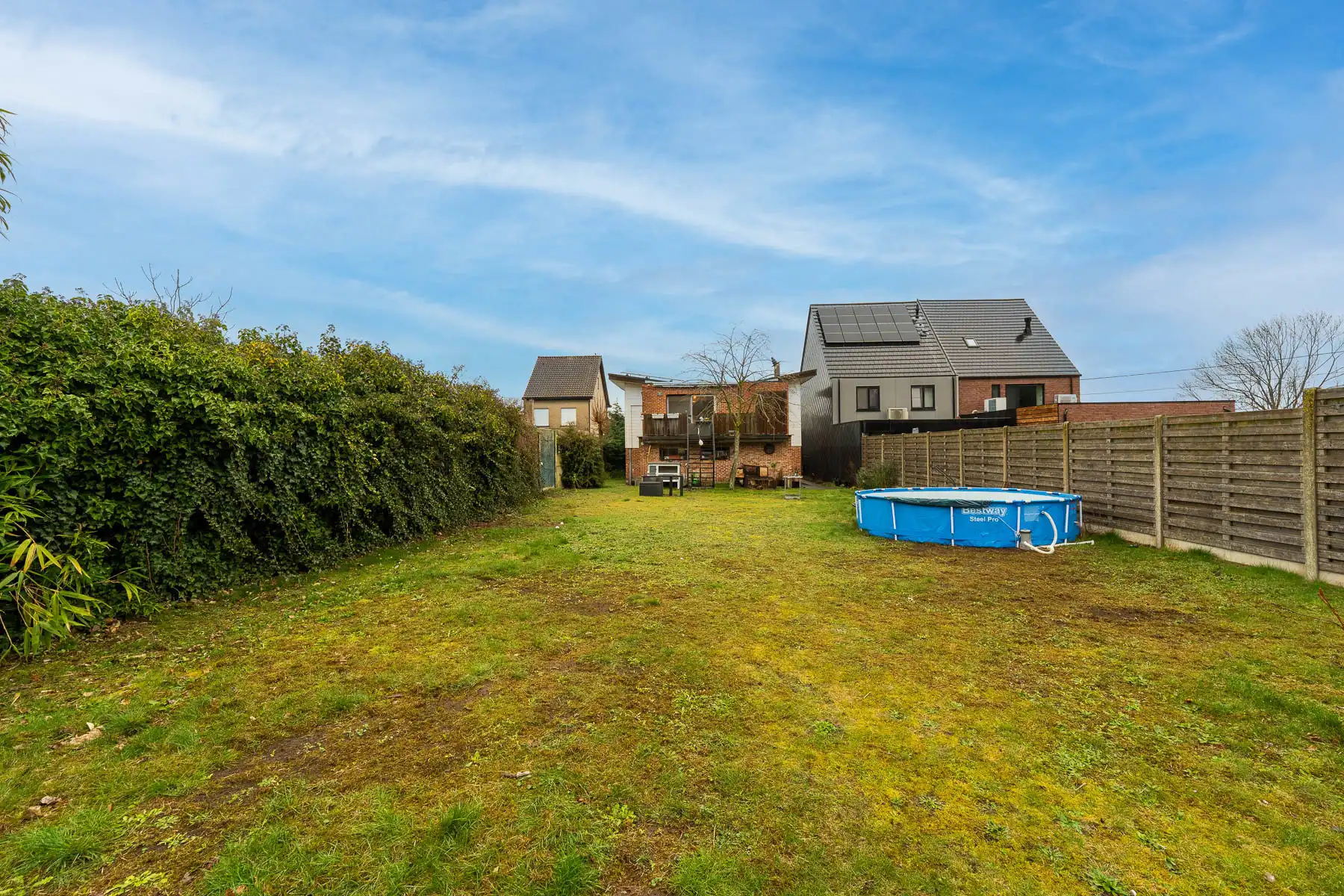 Karaktervolle, vrijstaande woning met mooie tuin foto 19