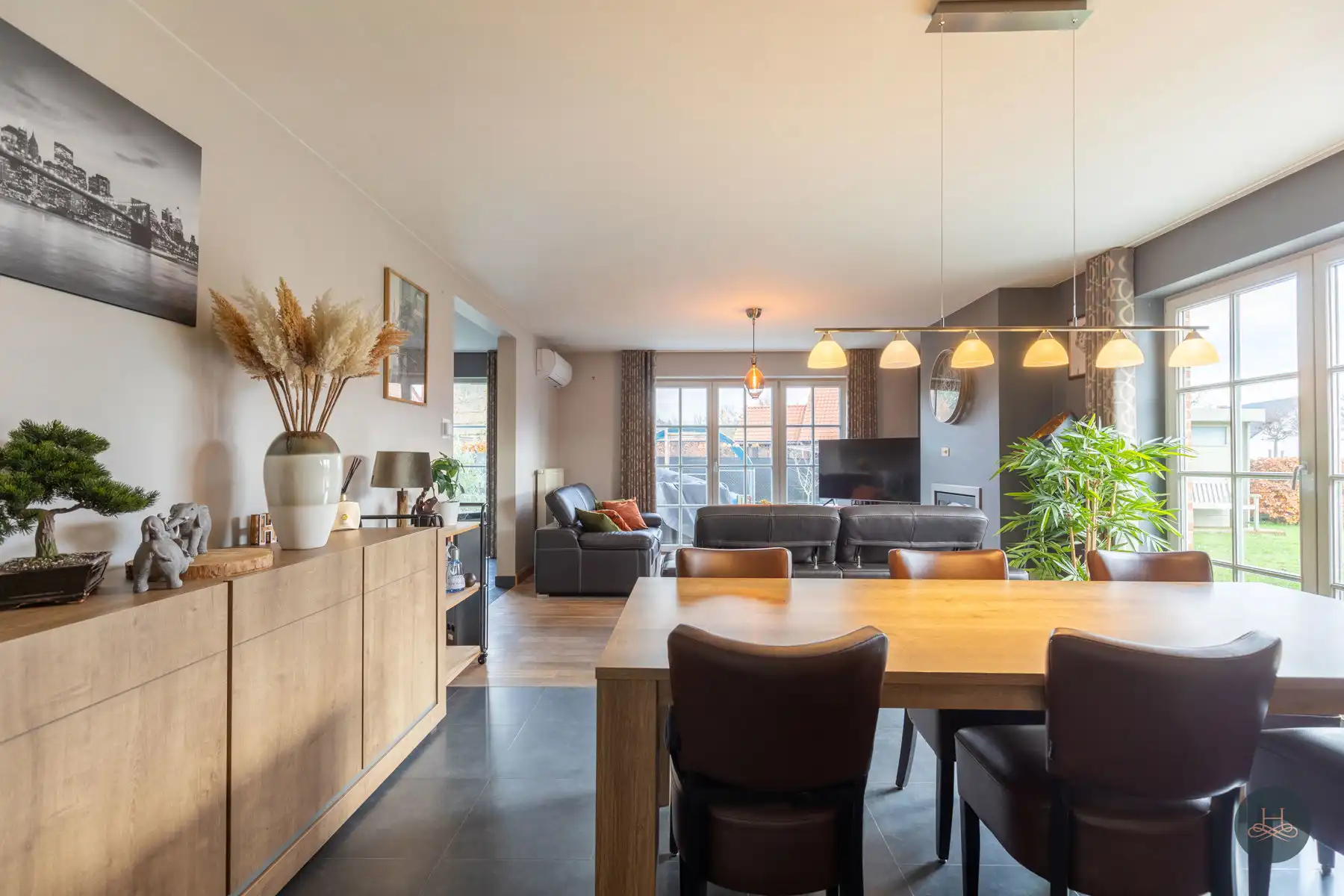 Instapklare gezinswoning met leuke tuin foto 5