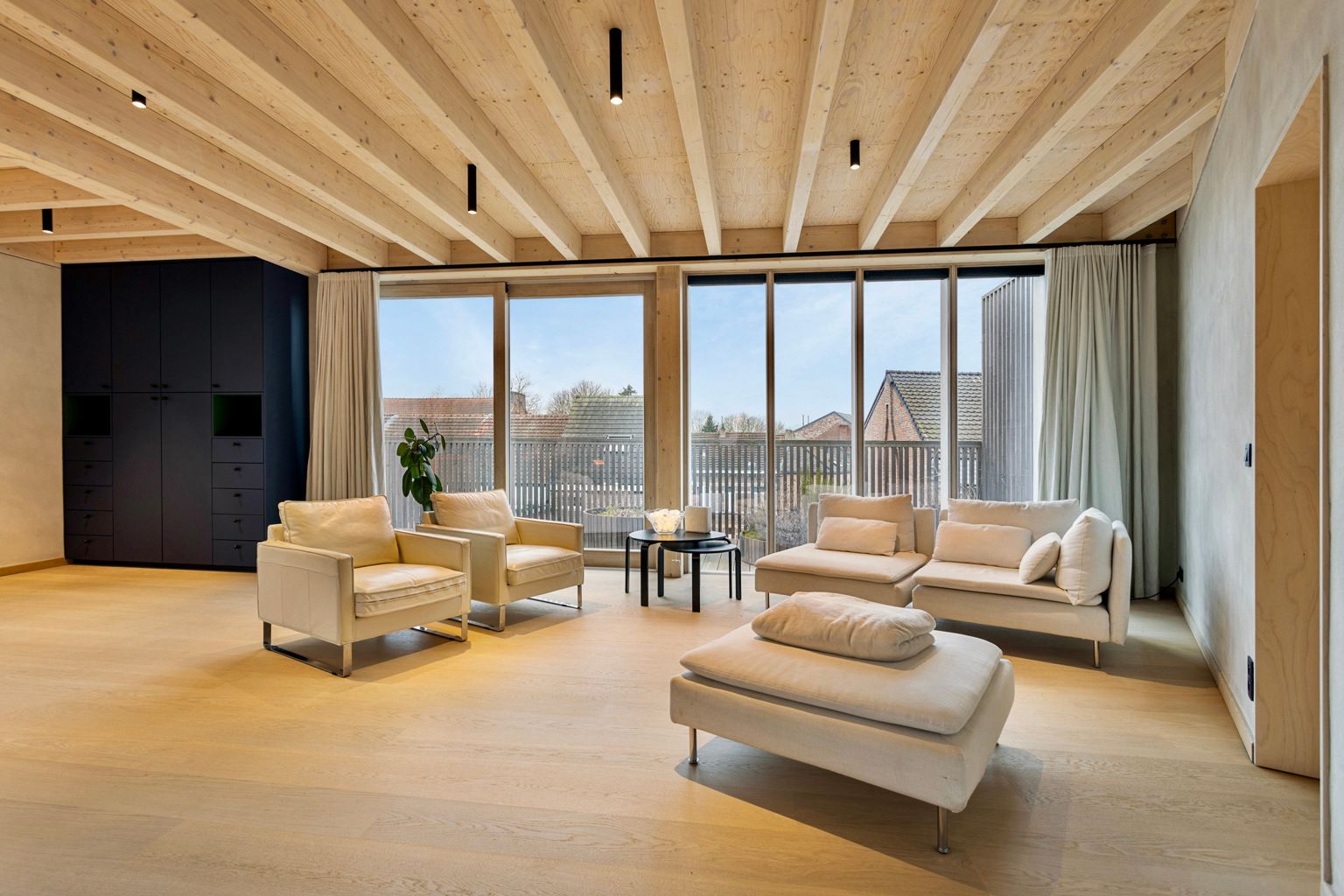 PRACHTIGE ARCHITECTEN DUPLEX WOONST onder registratie  foto 4