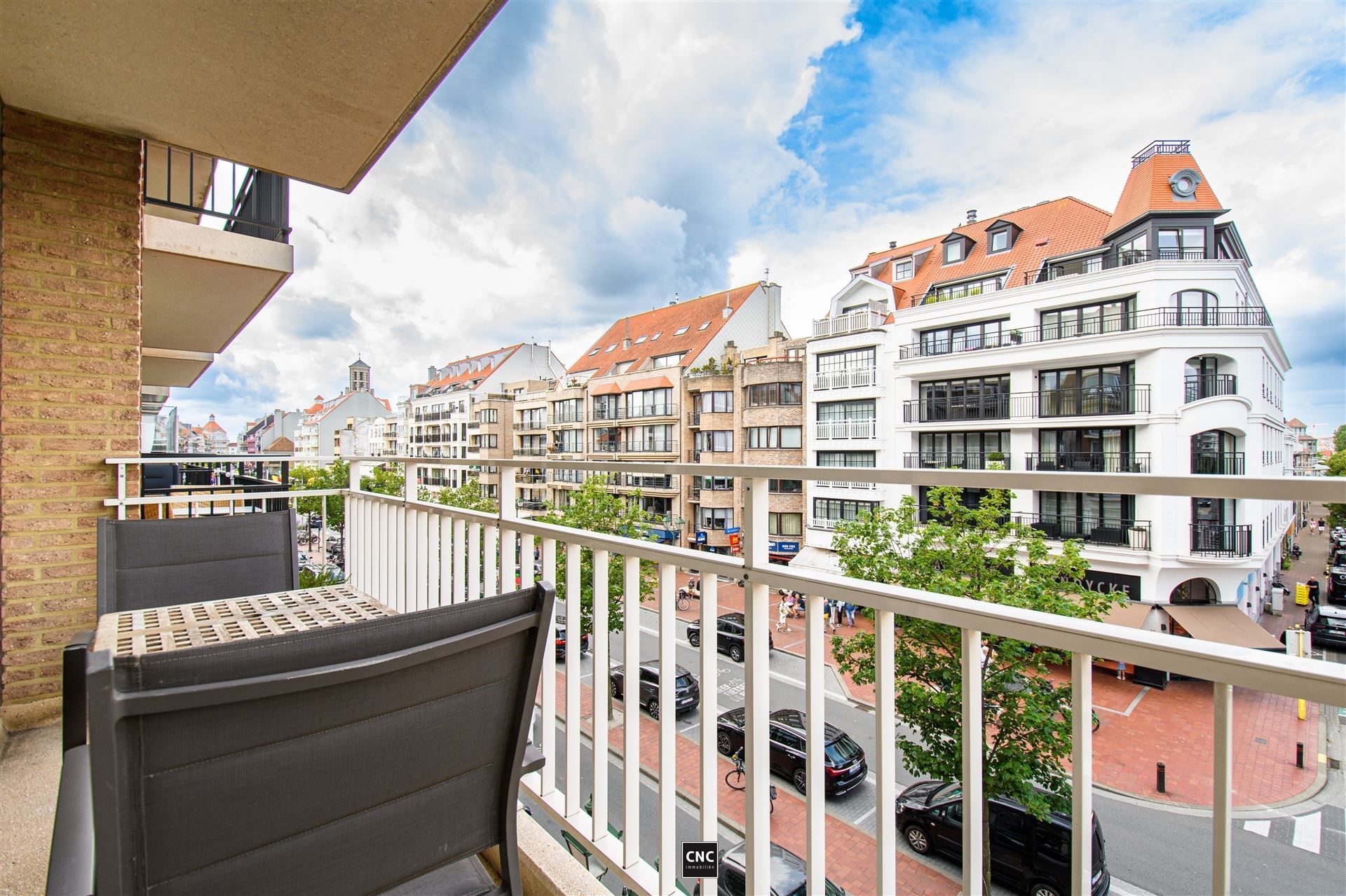 Mooi afgewerkt appartement op de Lippenslaan te Knokke te huur VOOR KORTE PERIODE  foto 4