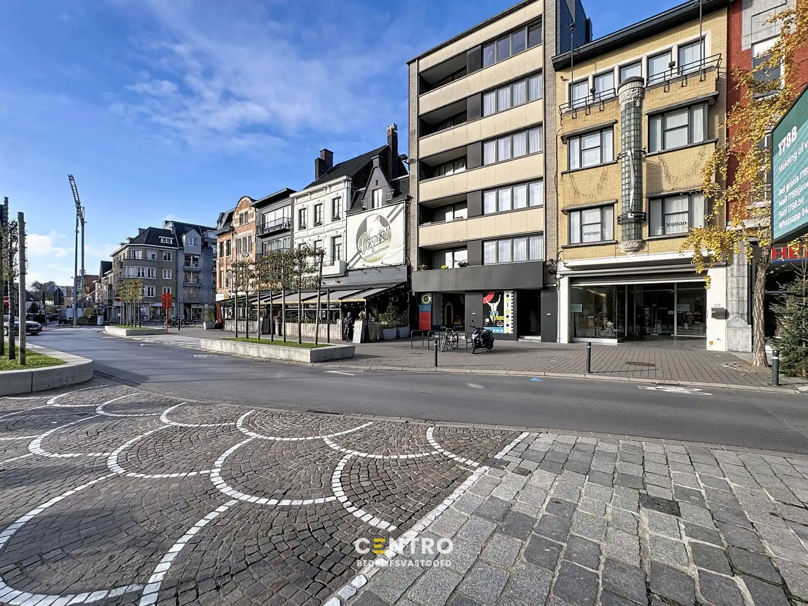 Handelsgelijkvloers op TOPligging (Grote Markt/Ooststraat) te Roeselare! foto 19