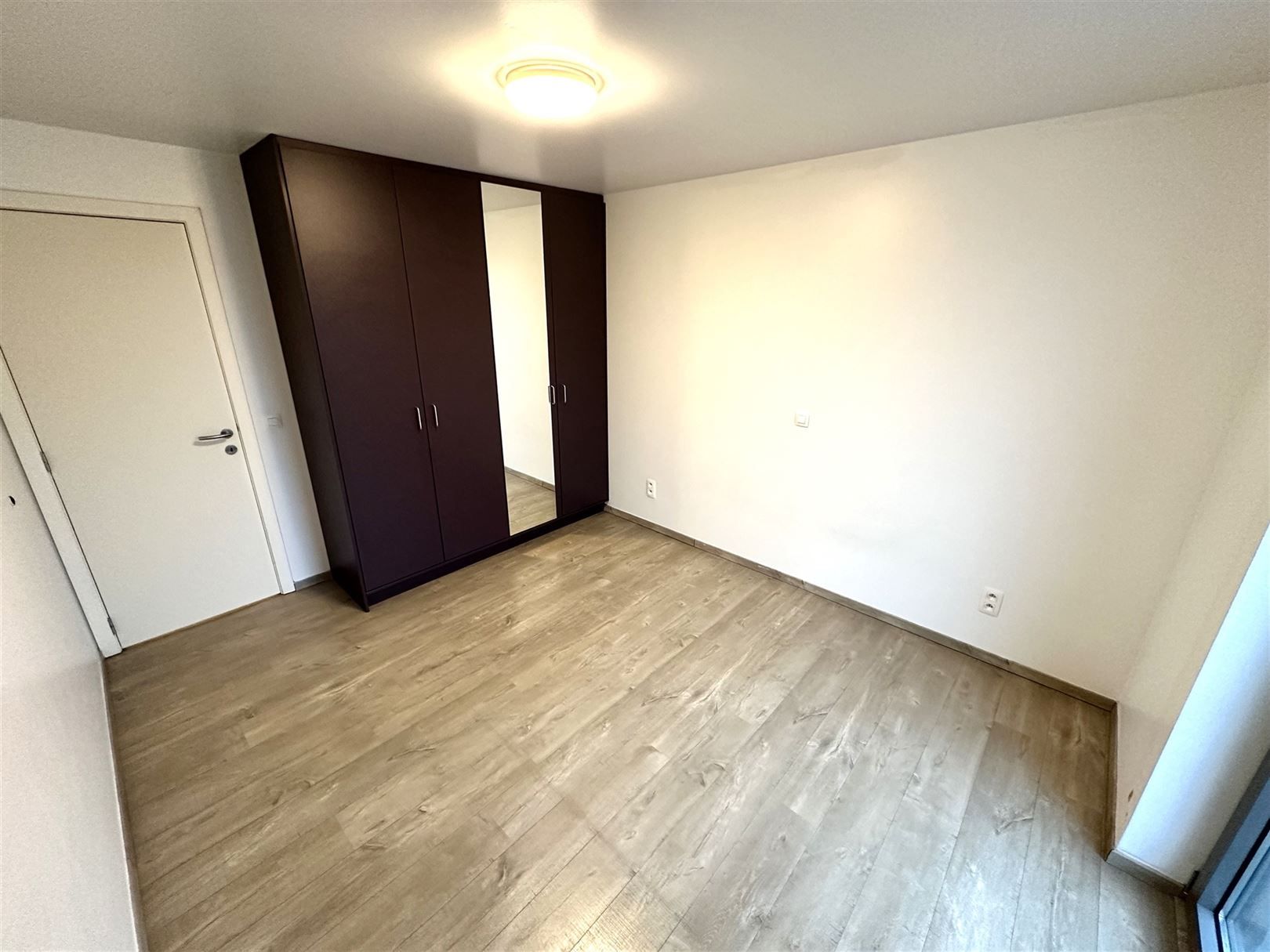 TE HUUR: Modern appartement met 2 slaapkamers in Zolder-Centrum! foto 9