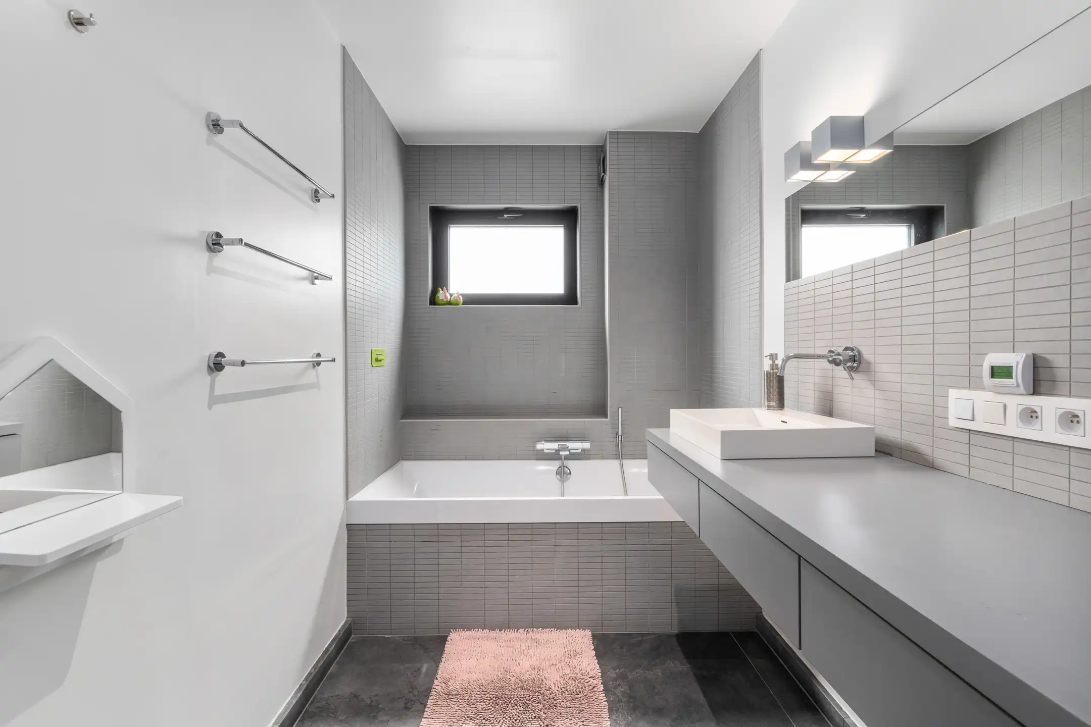 Moderne en lichtrijke huurwoning met 4 slaapkamers te Brecht foto 21