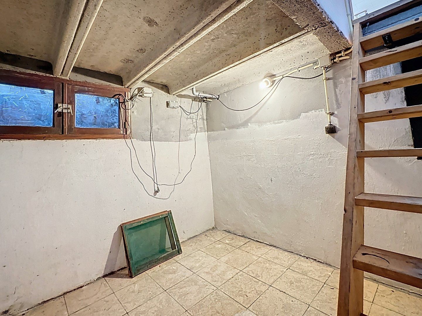 Landelijk wonen met grote schuren foto 14
