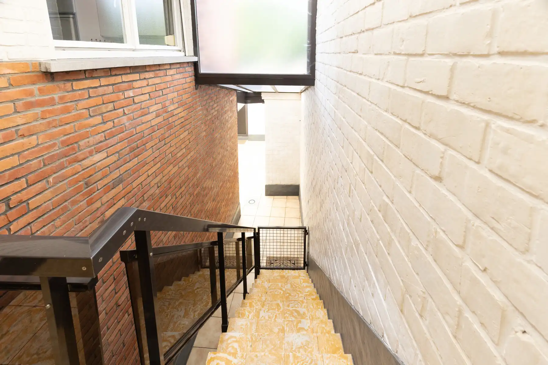 Te renoveren woning met garage en tuin in Sint-Niklaas foto 6