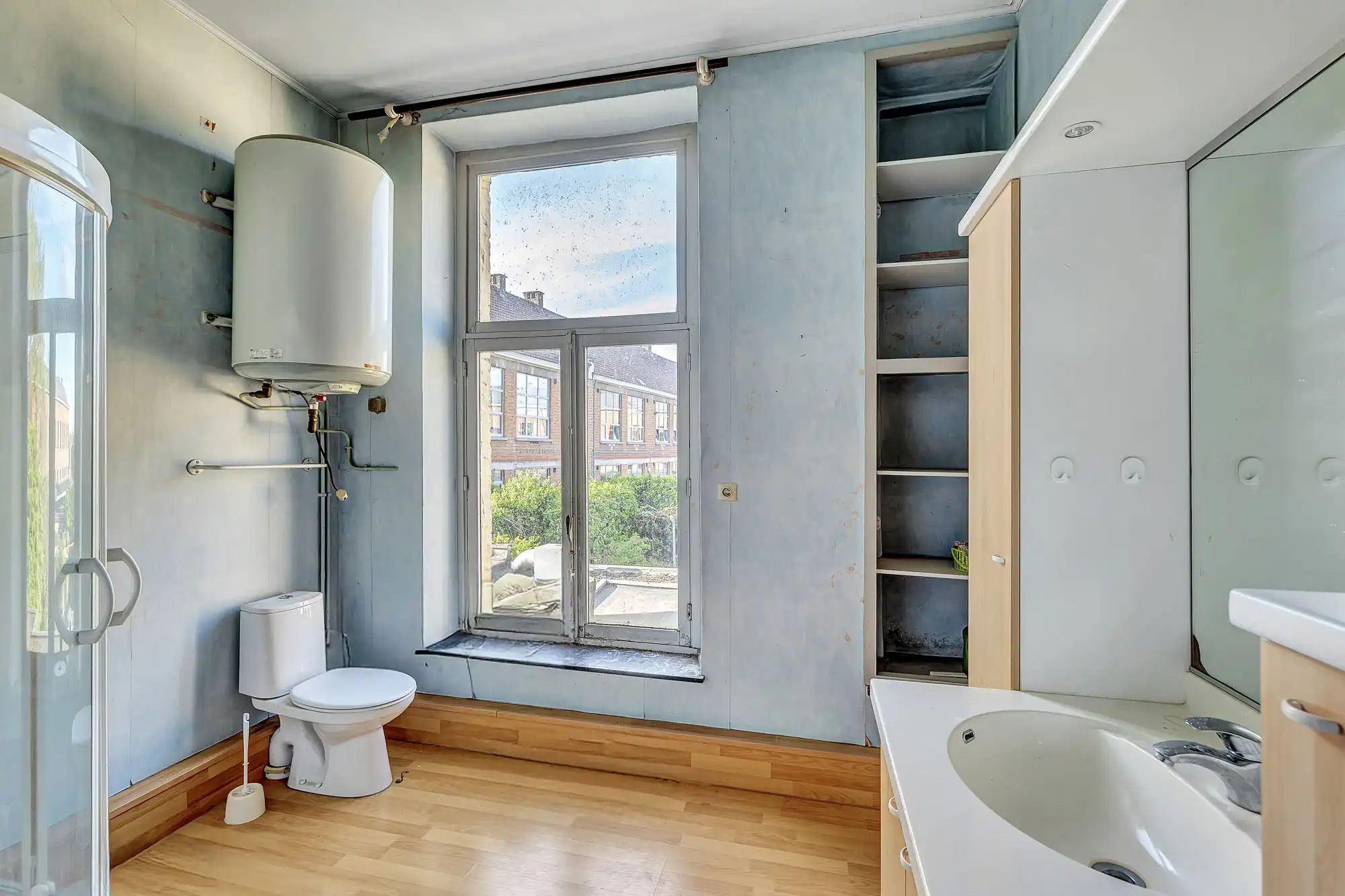 Op strategische uitvalsbasis bevindt zich deze handelswoning foto 19