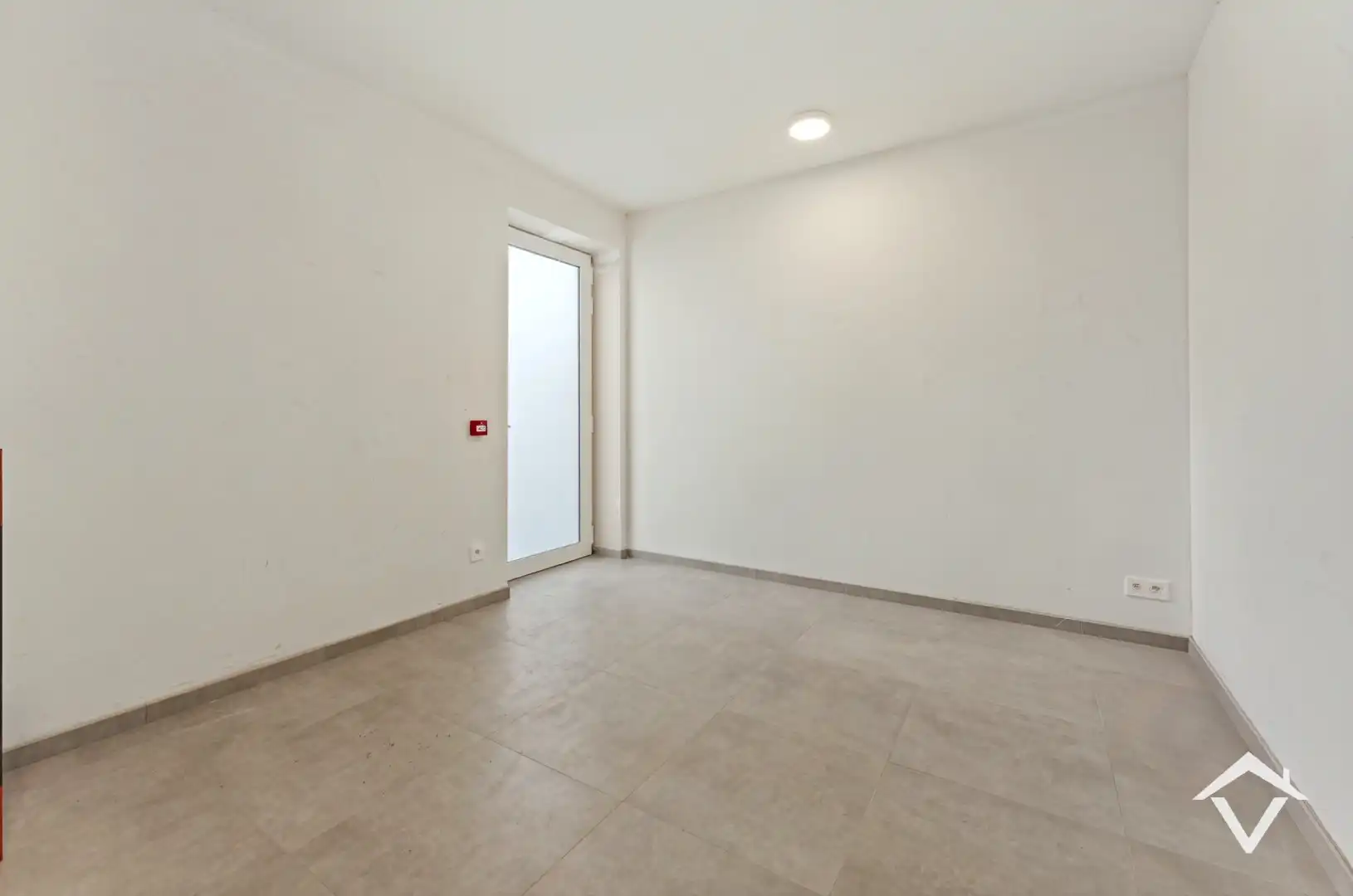 Gelijkvloers appartement met garage te Leke foto 13