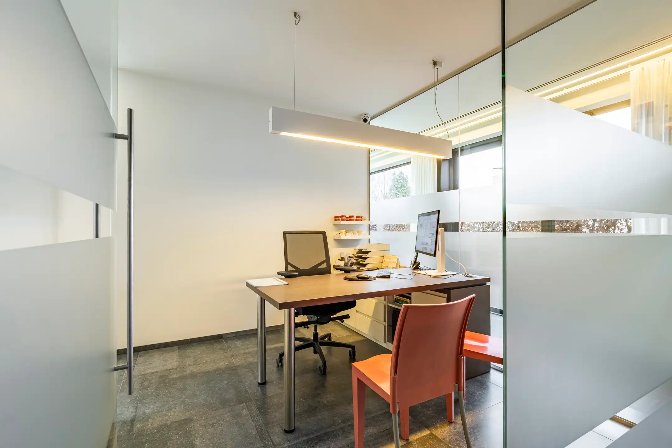 Gelijkvloerse praktijk in Schilde met functionele indeling foto 14