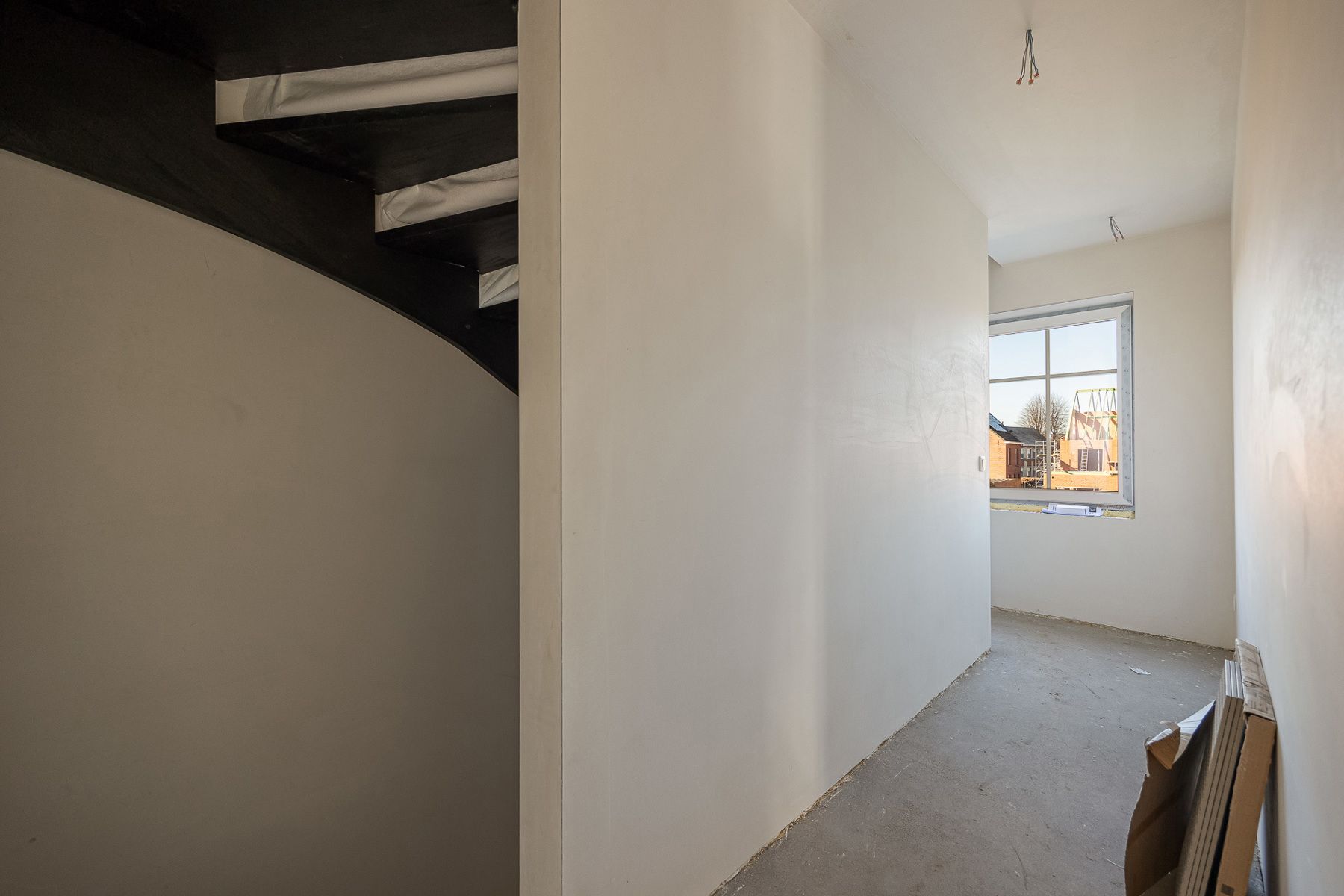 BEN-WONING MET 4 SLAAPKAMERS OP 364 M². foto 21