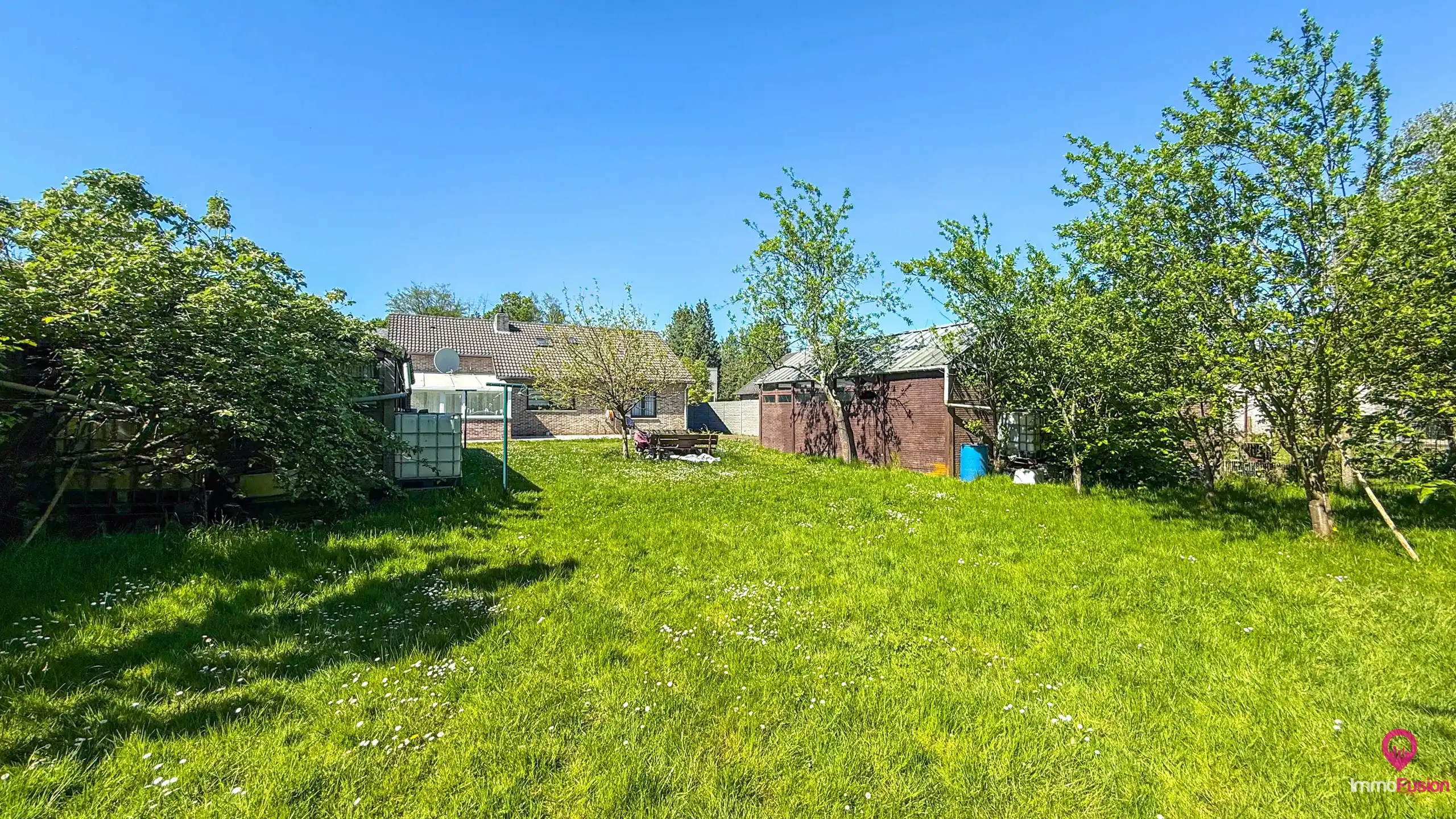 Instapklare bungalow met 5 slpks op toplocatie in Heusden! foto 35