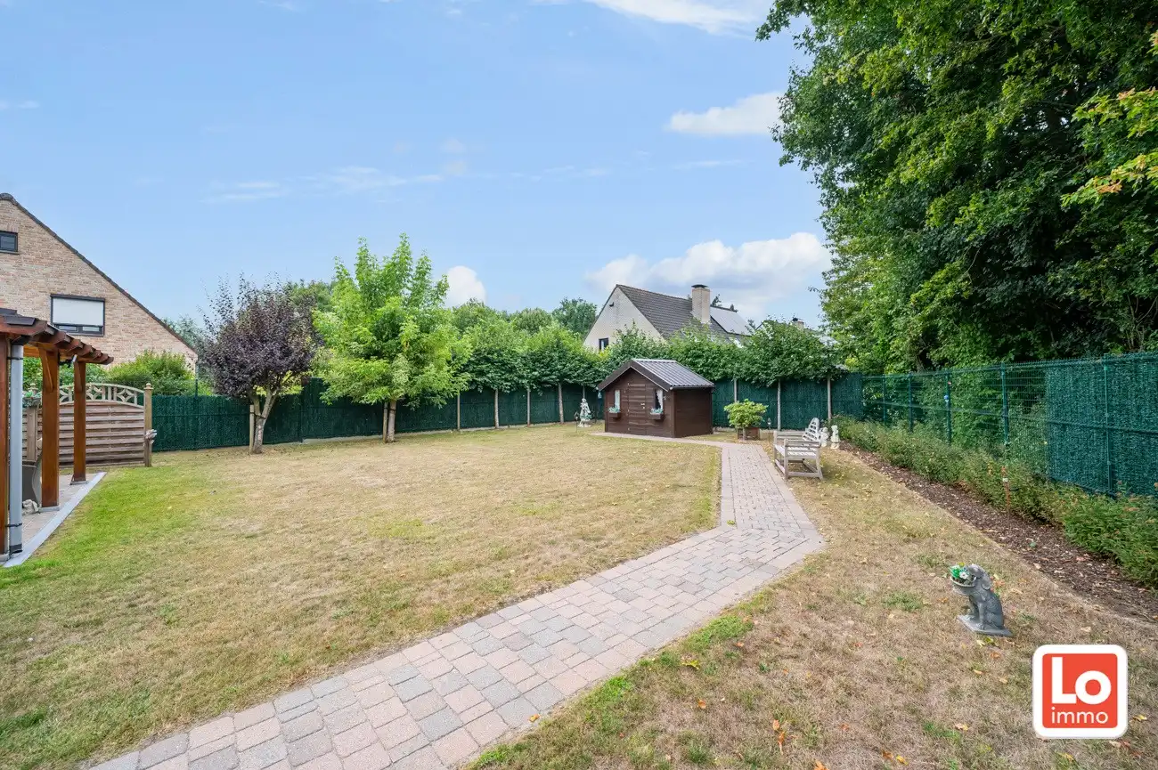 VERKOCHT! Instapklare open woning met inpandige garage op een rustige en residentiële ligging in Sint-Amandsberg, vlakbij Gent! foto 20