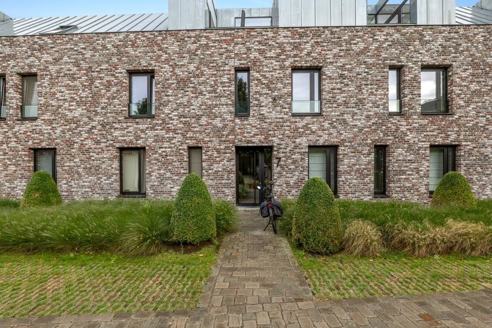 MODERN, KWALITATIEF EN LICHTRIJK APPARTEMENT MET UNIEK STUKJE DESIGN IN HARTJE TONGEREN foto 29
