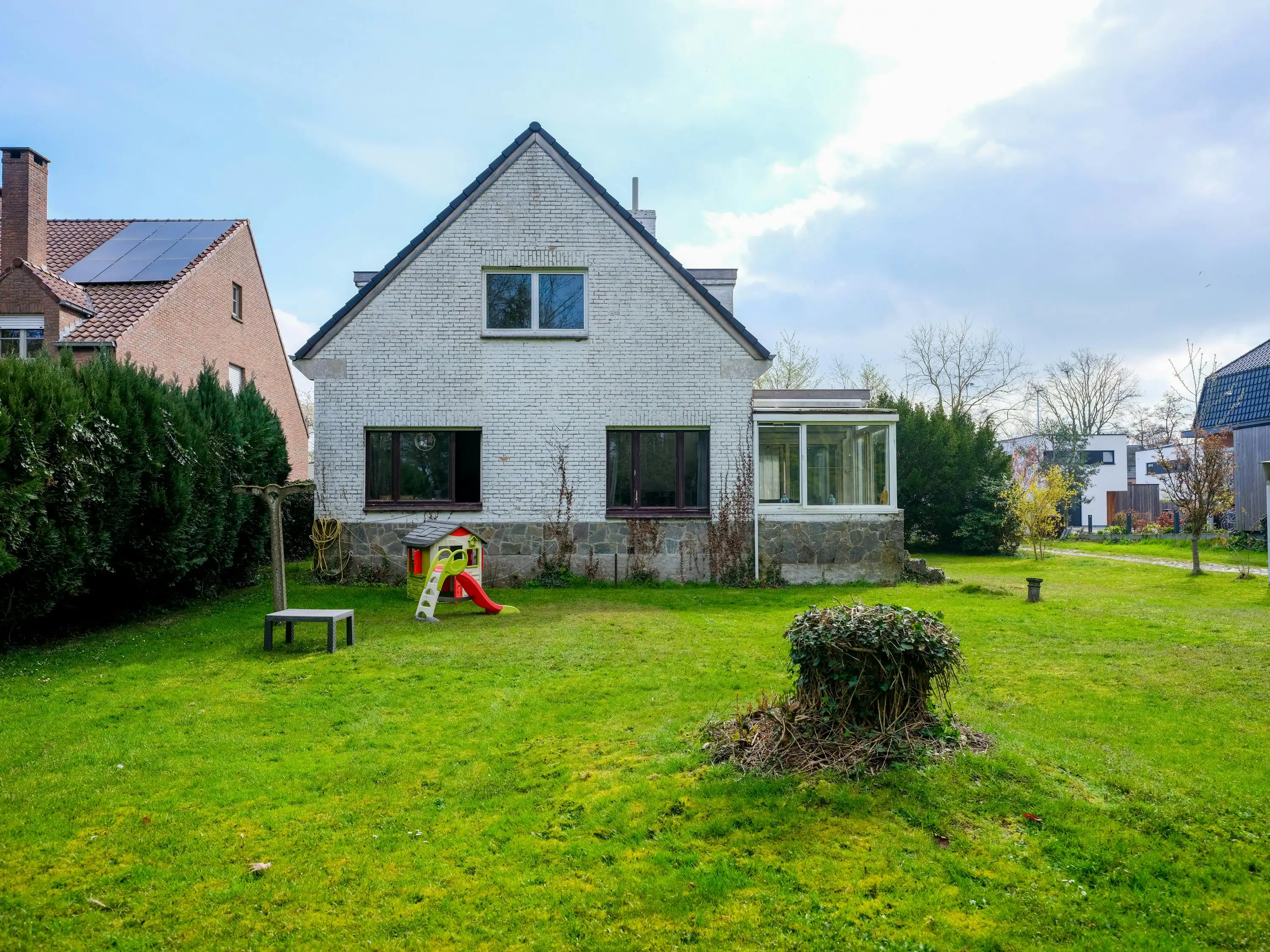 Te renoveren huis met 4 slaapkamers te Assebroek  foto 9