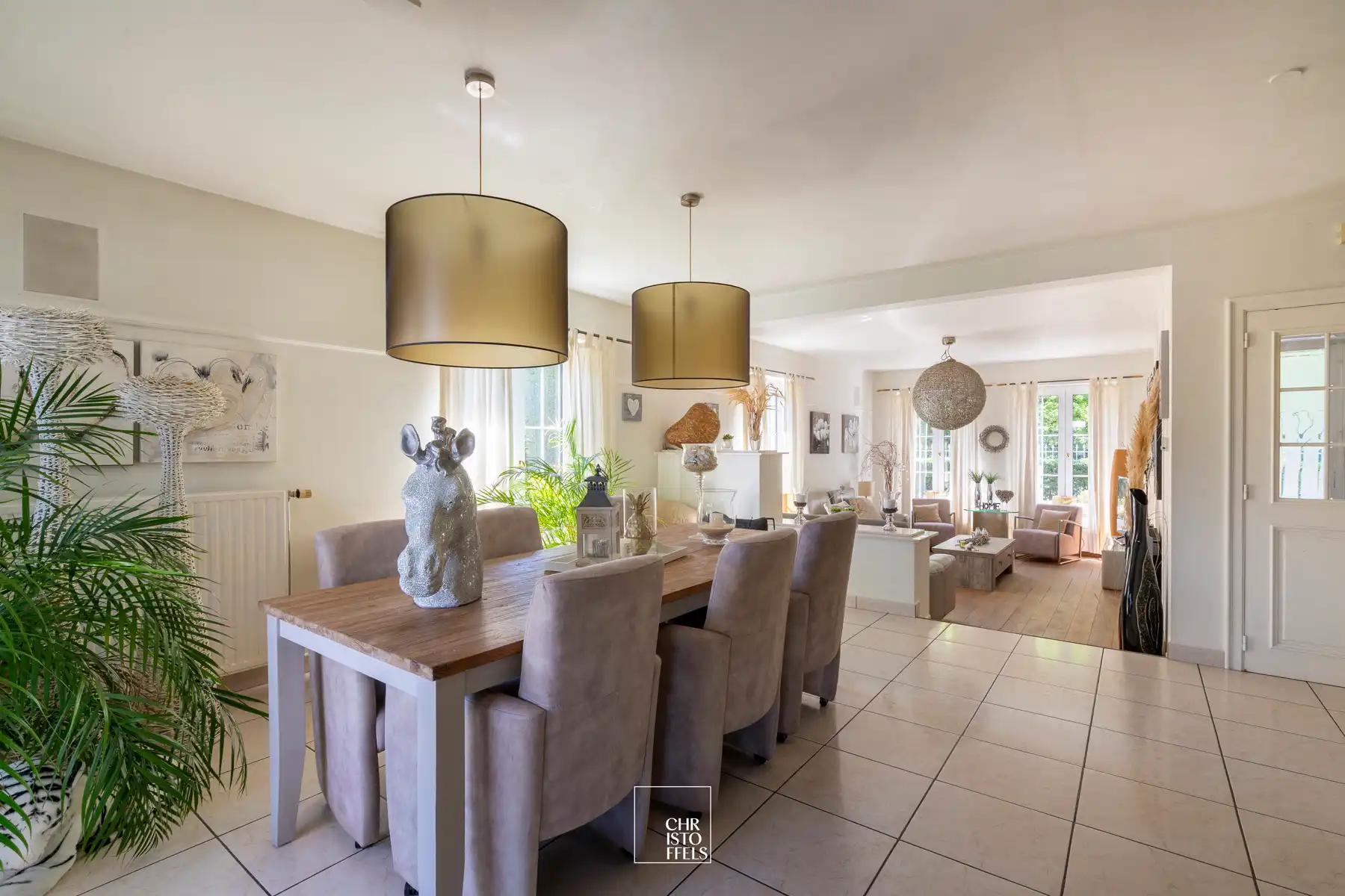 Charmante villa op een perceel van 1.136 m² in bosrijke omgeving foto 4