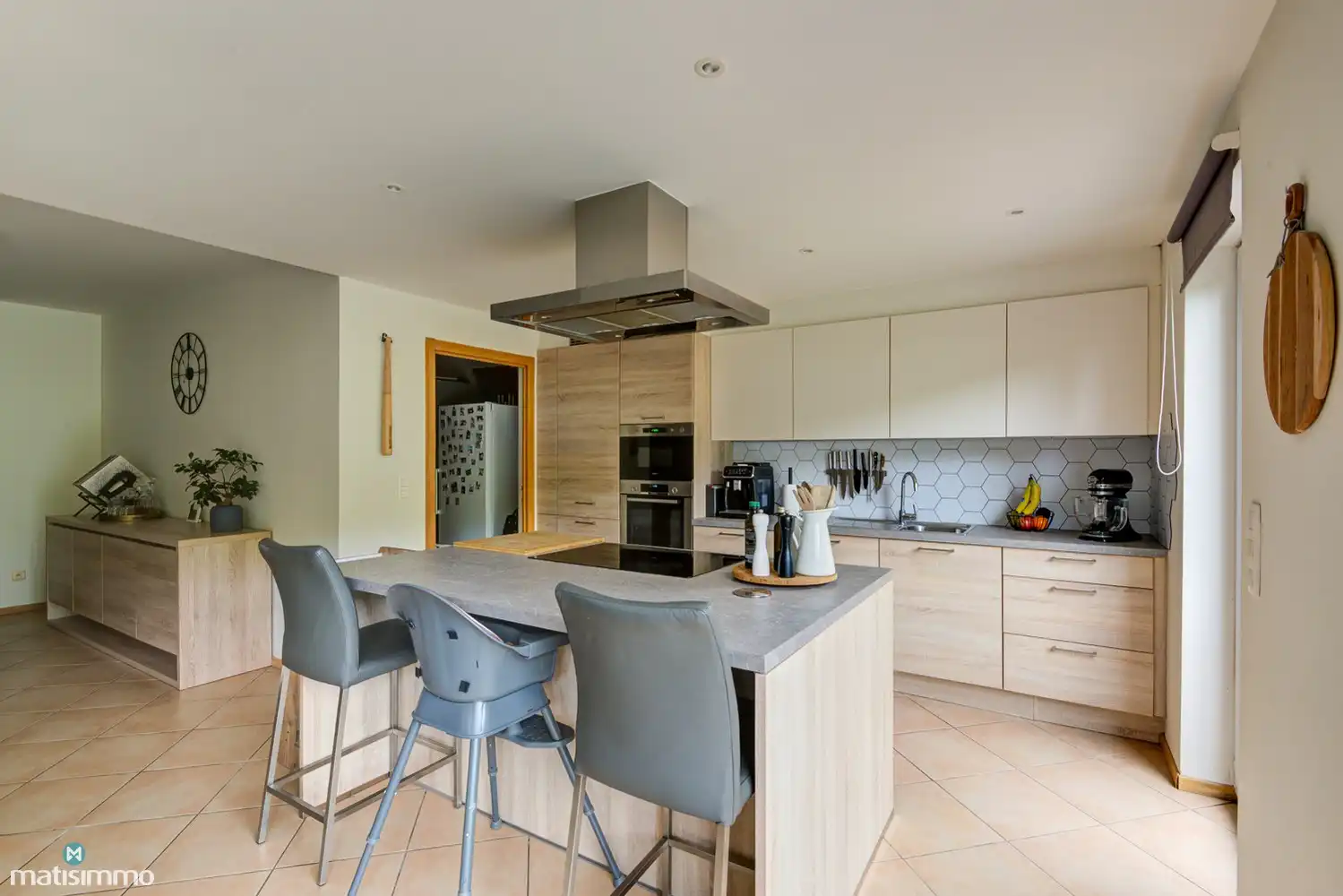 RUIM INSTAPKLAAR GELIJKVLOERS APPARTEMENT MET TWEE SLAAPKAMERS EN TUIN TE ZUTENDAAL foto 11