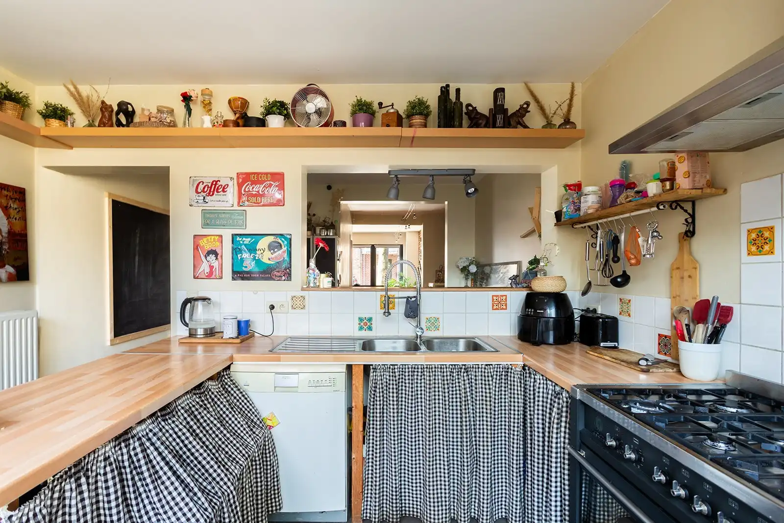 Gezellige woning met veel potentieel in groene buurt foto 7
