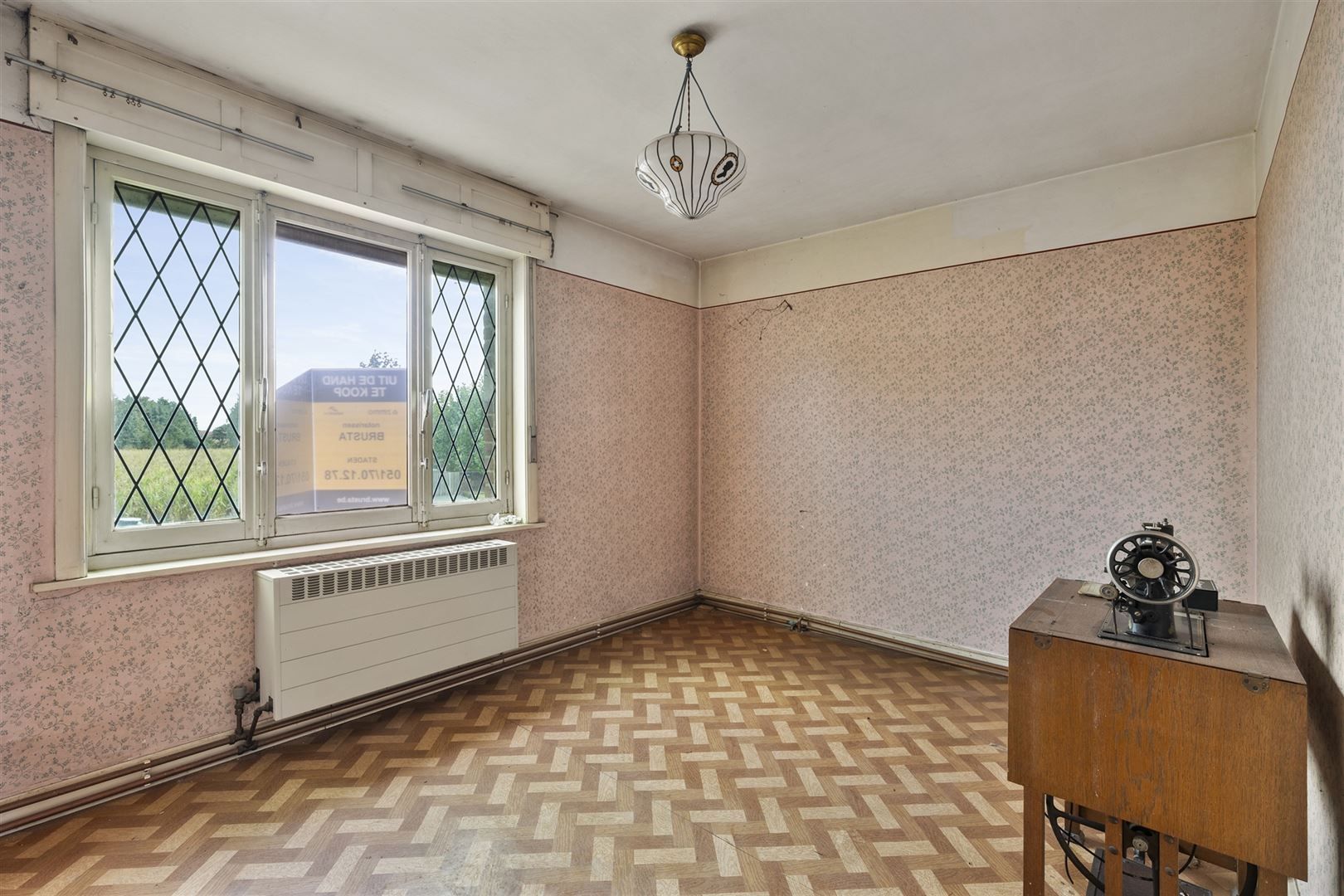 Te renoveren alleenstaande woning foto 15