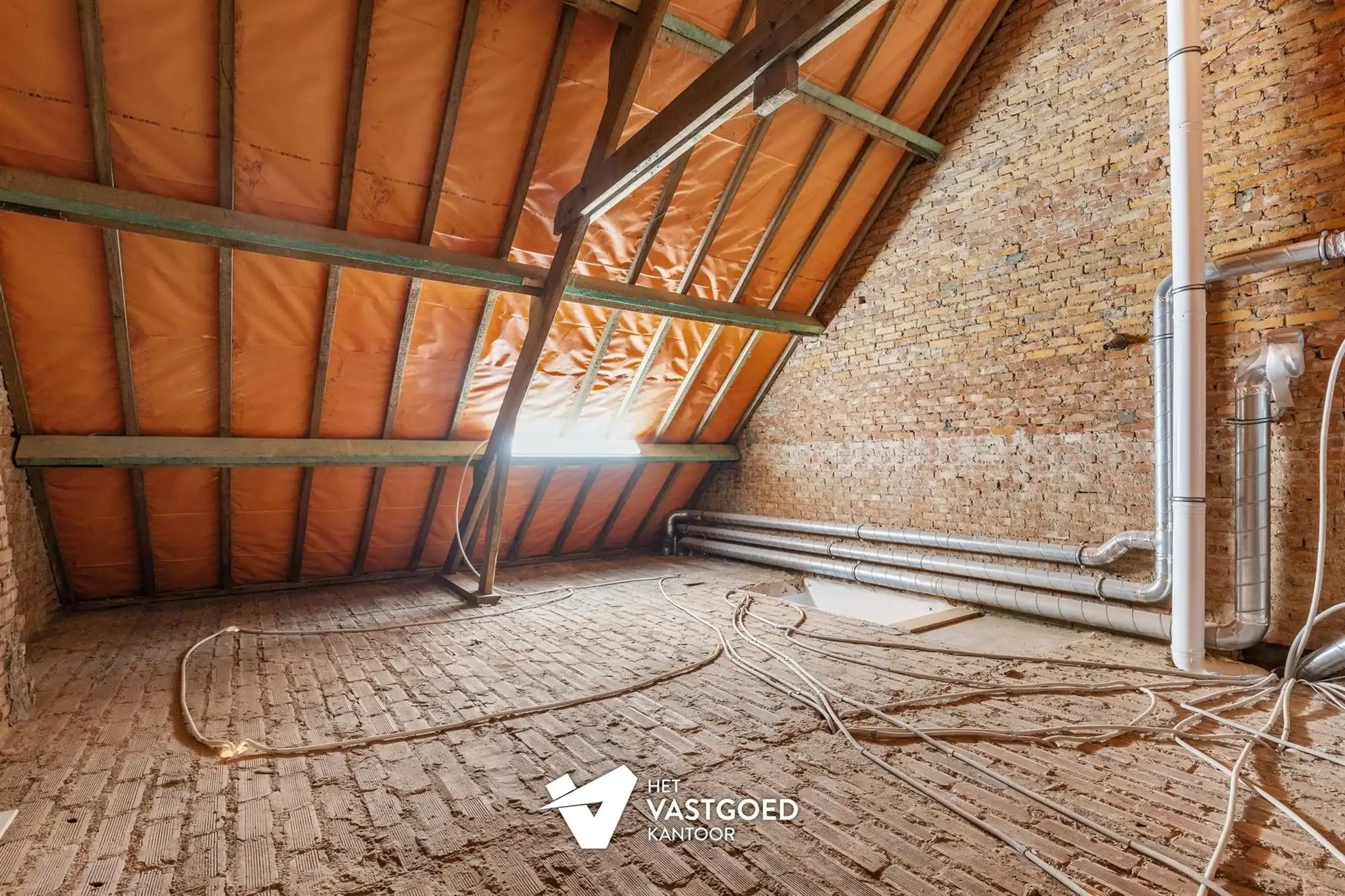 KWALITATIEF GERENOVEERDE WONING VLAKBIJ CENTRUM foto 19