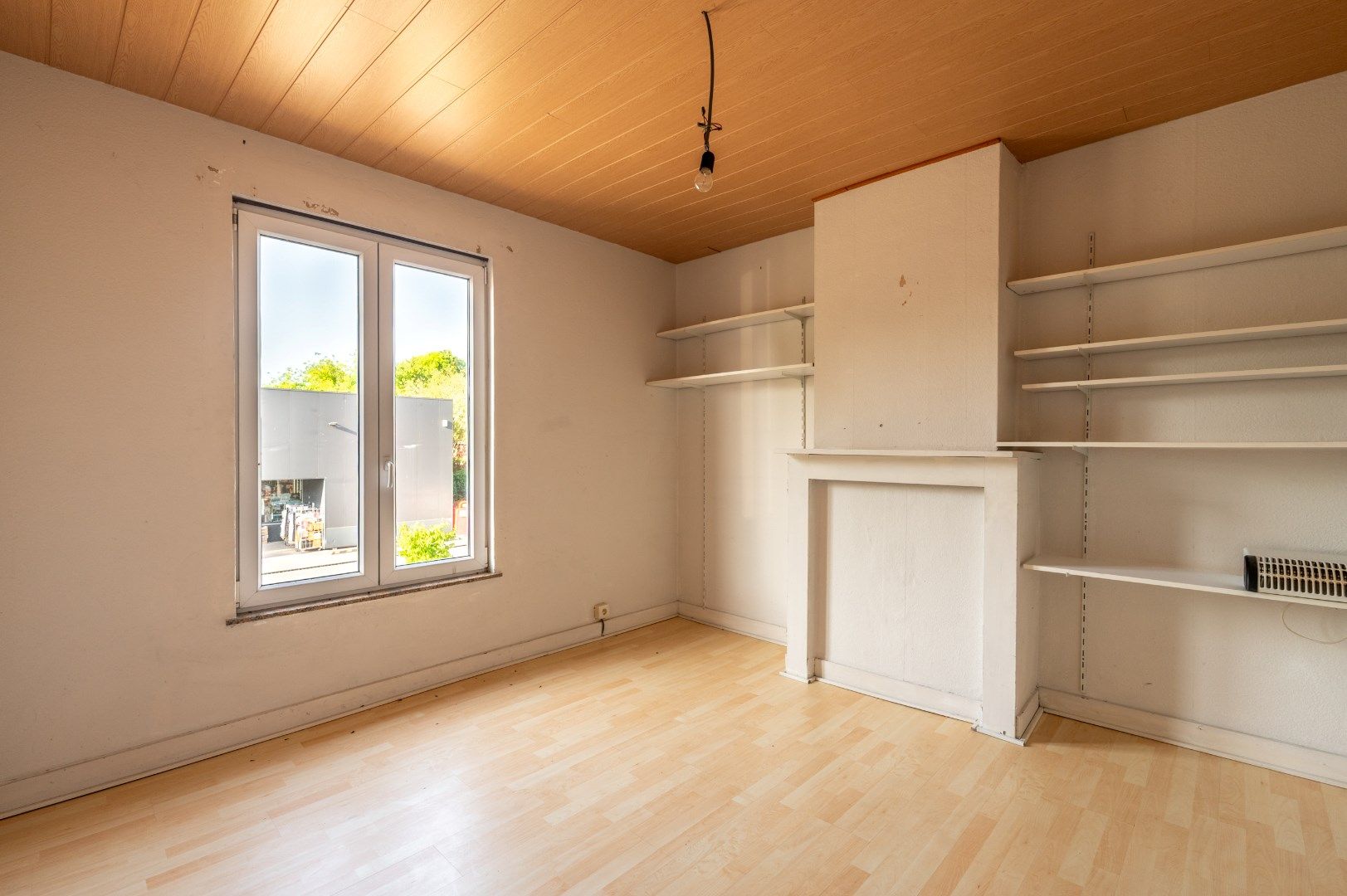 Centraal gelegen huis met 3 kamers en een aangename tuin foto 17